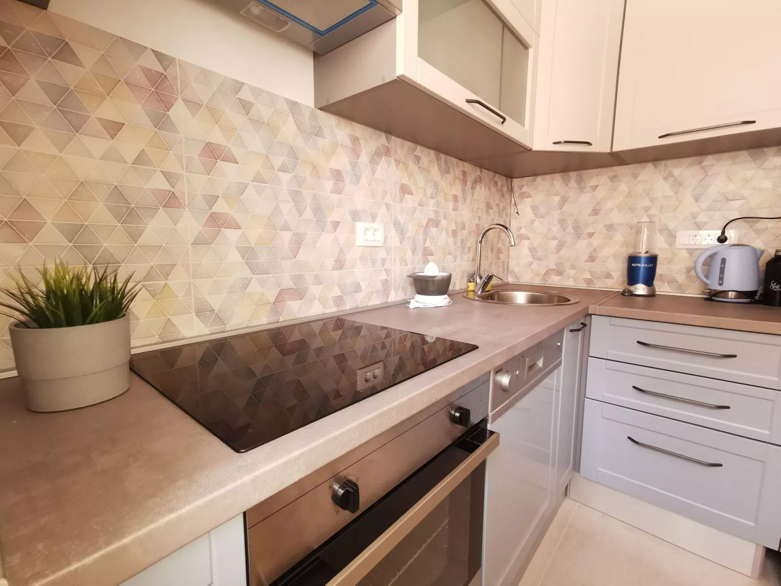 Gemütliche 2-Schlafzimmer-Wohnung mit Meerblick, Crikvenica-Drinnen