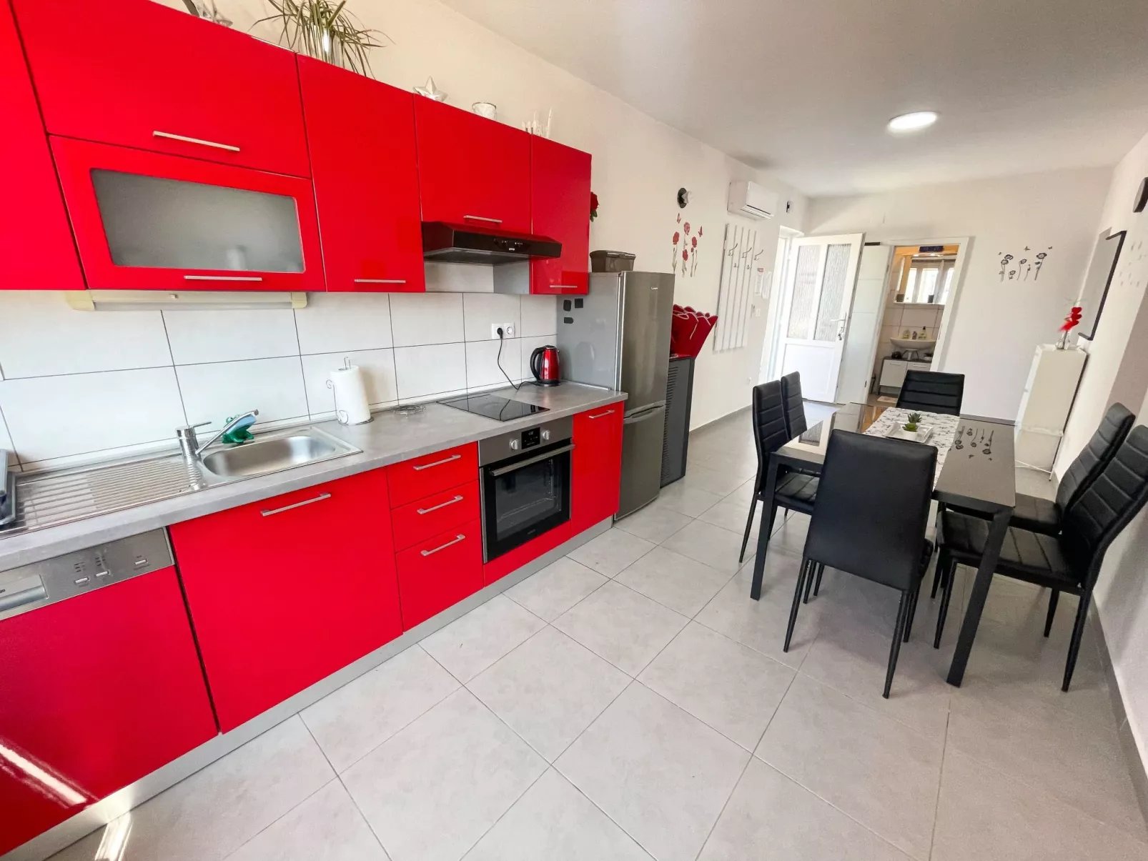 Gemütliches Appartement in Crikvenica mit Terrasse und Stadtblick und Nah am St-Image-tags.info