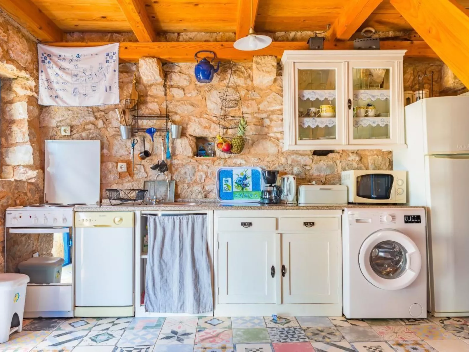 "Villa Ivanka" mit Blick auf das Wasser-Dedans