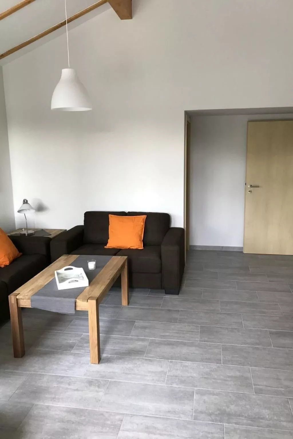 E17 Ferienhaus mit Wintergarten und Terrasse-Inside