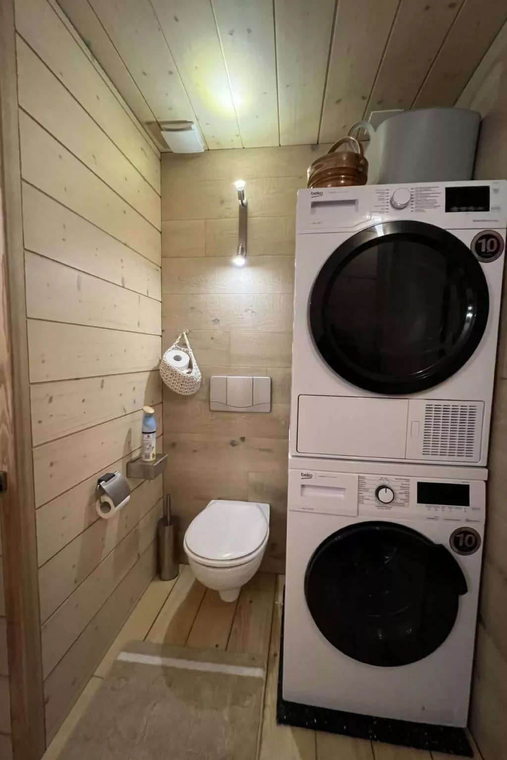 House in the Clouds-Dedans