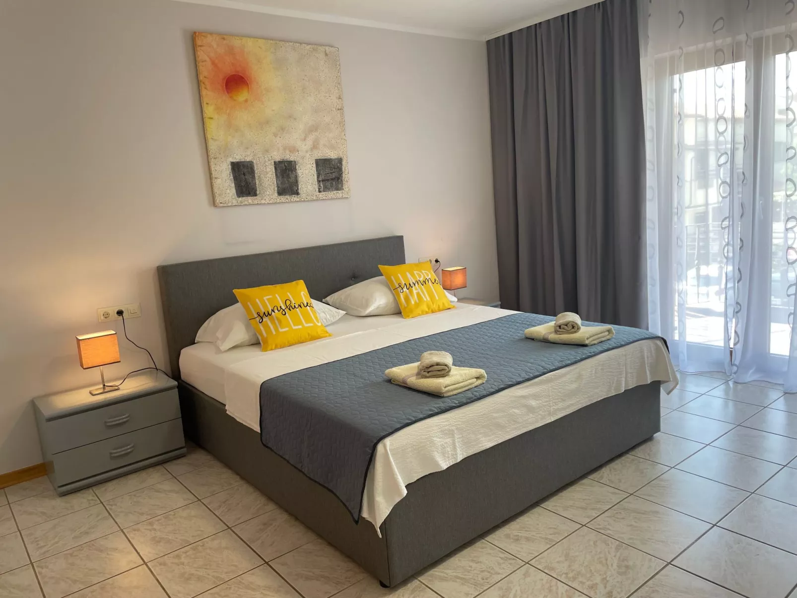 Appartement mit zwei Terrassen mit Meerblick-Drinnen