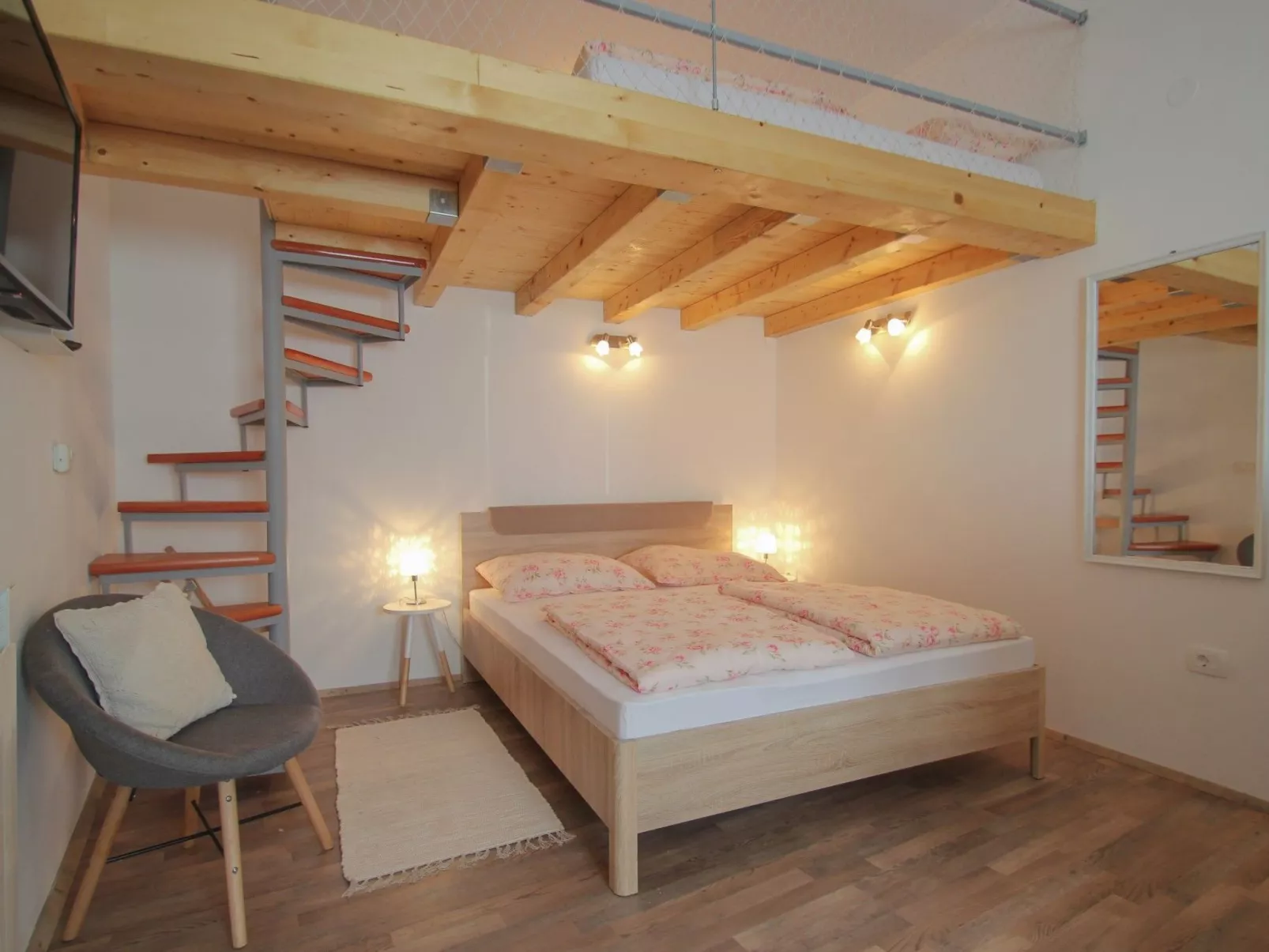 Wohnung "Lana" mit Terrasse-Drinnen