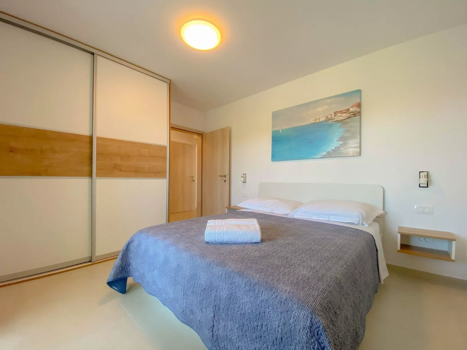 Wohnung "Sofia" mit Balkon-Drinnen