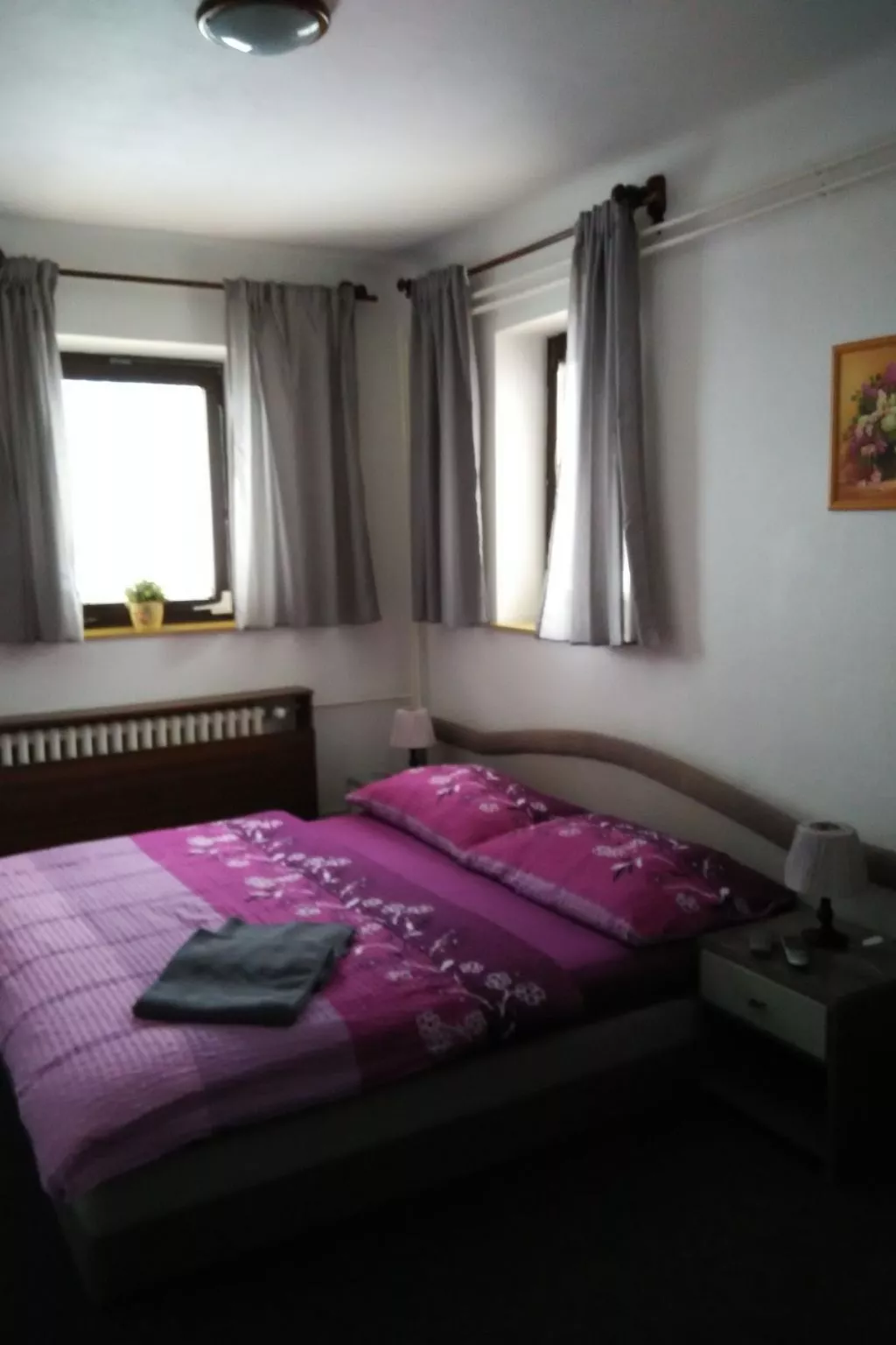 Mit solarbeheiztem Außenpool und Sauna-Drinnen