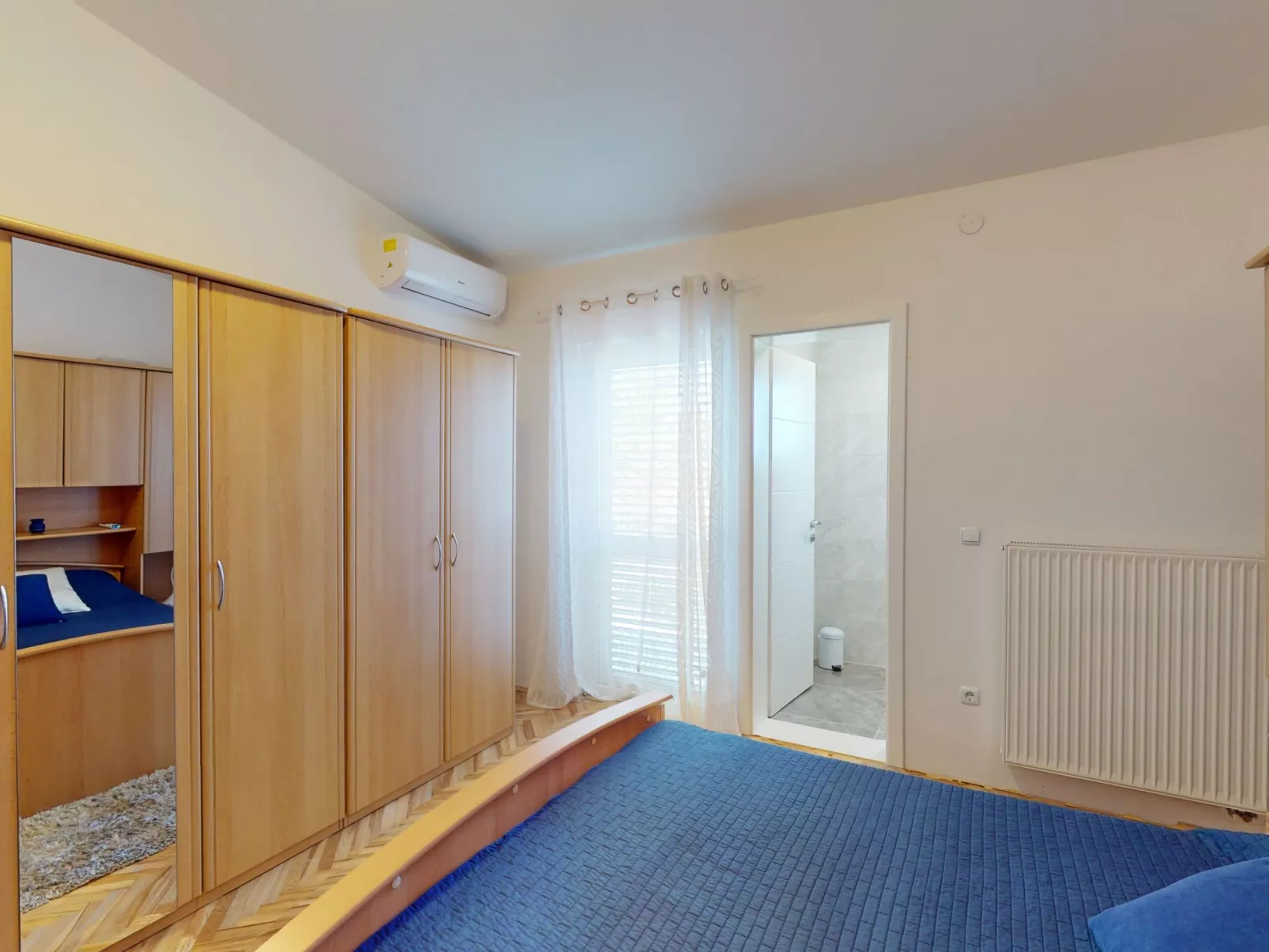 Villa Almas mit Schwimmbad, Fitnessraum, Tennisplatz-Drinnen