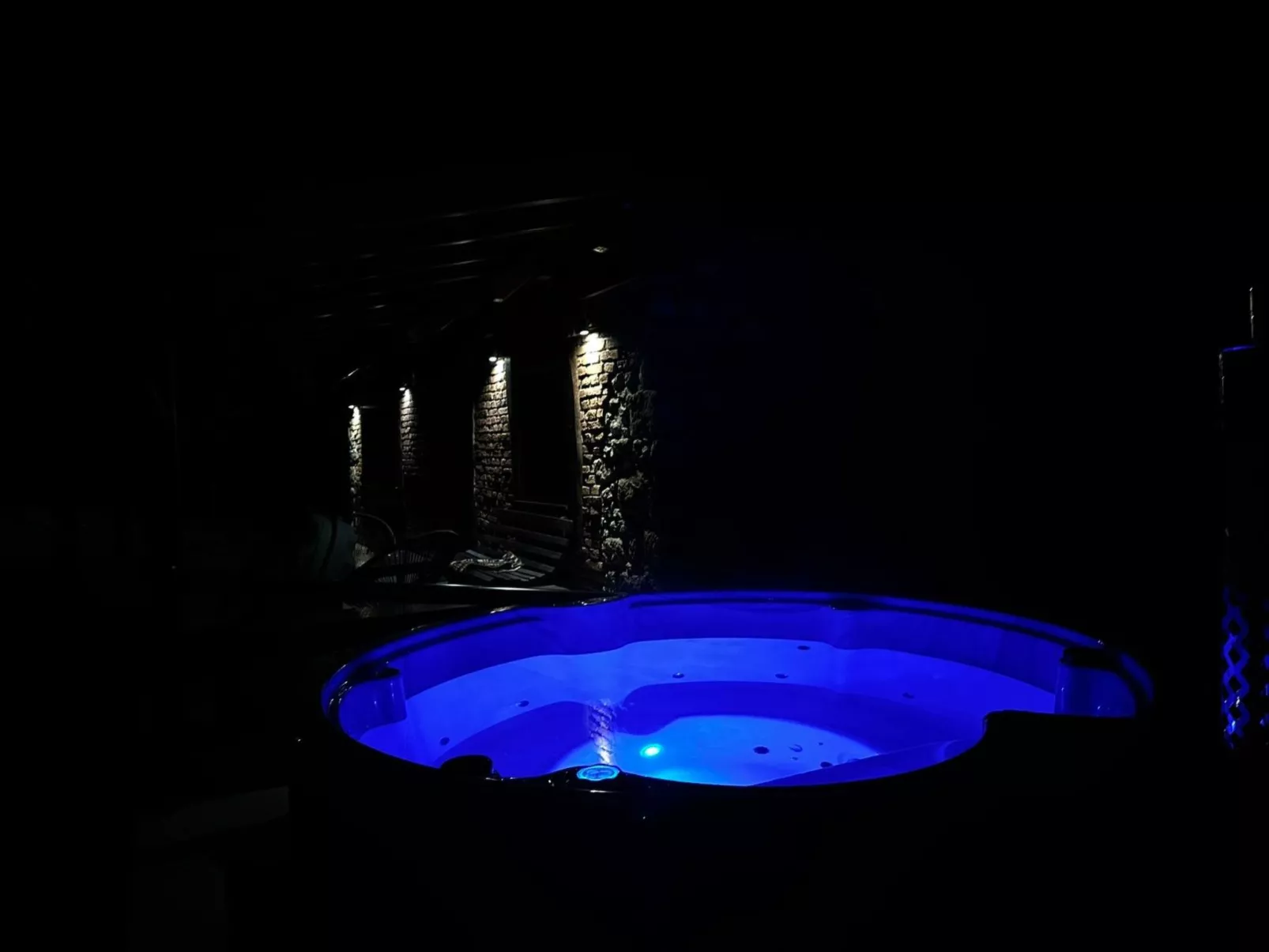 Haus in Sleme Skradsko mit Whirlpool und Parkplatz-Outside