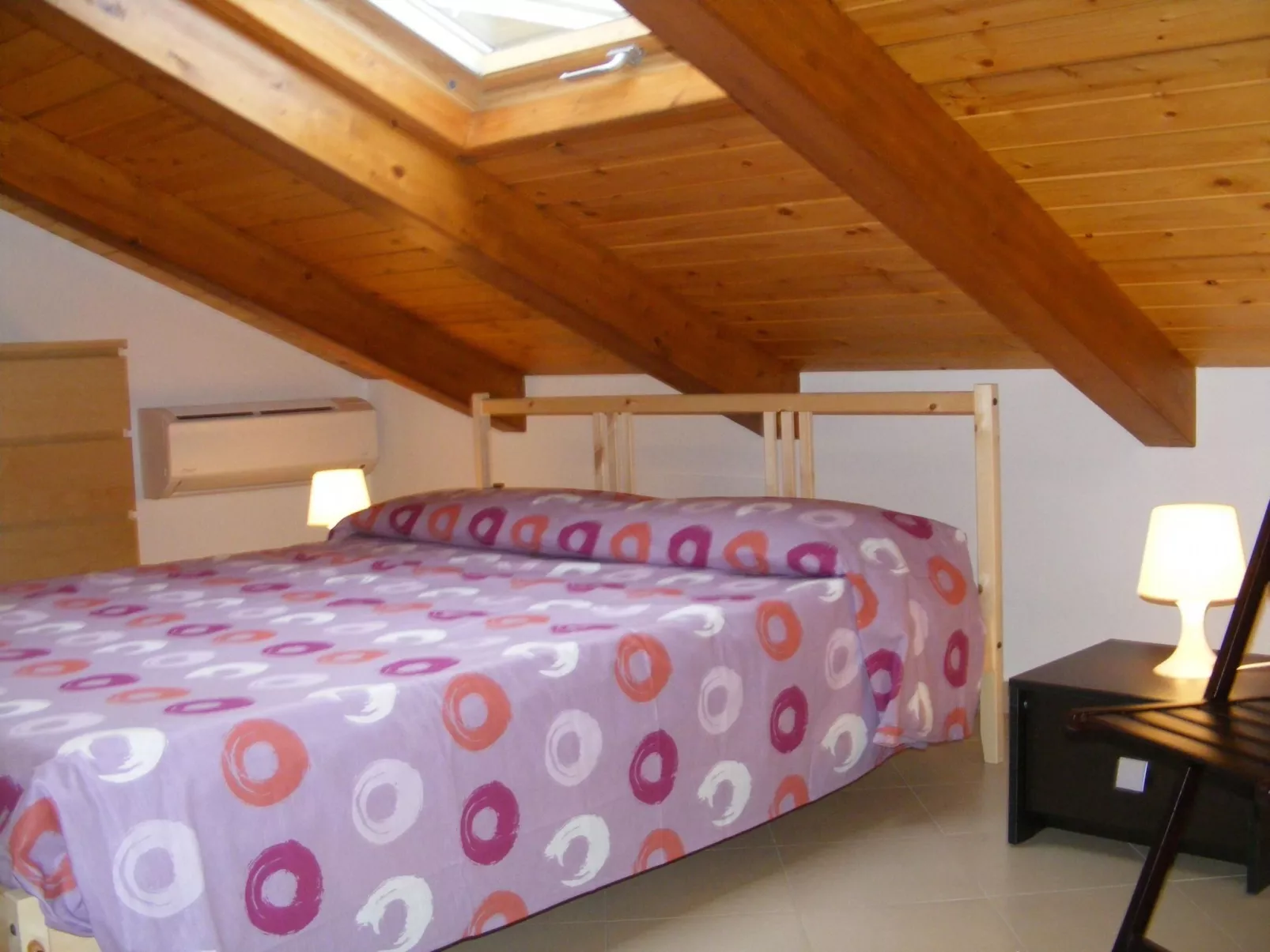 Mit Terrasse, Garten und Grill-Dedans