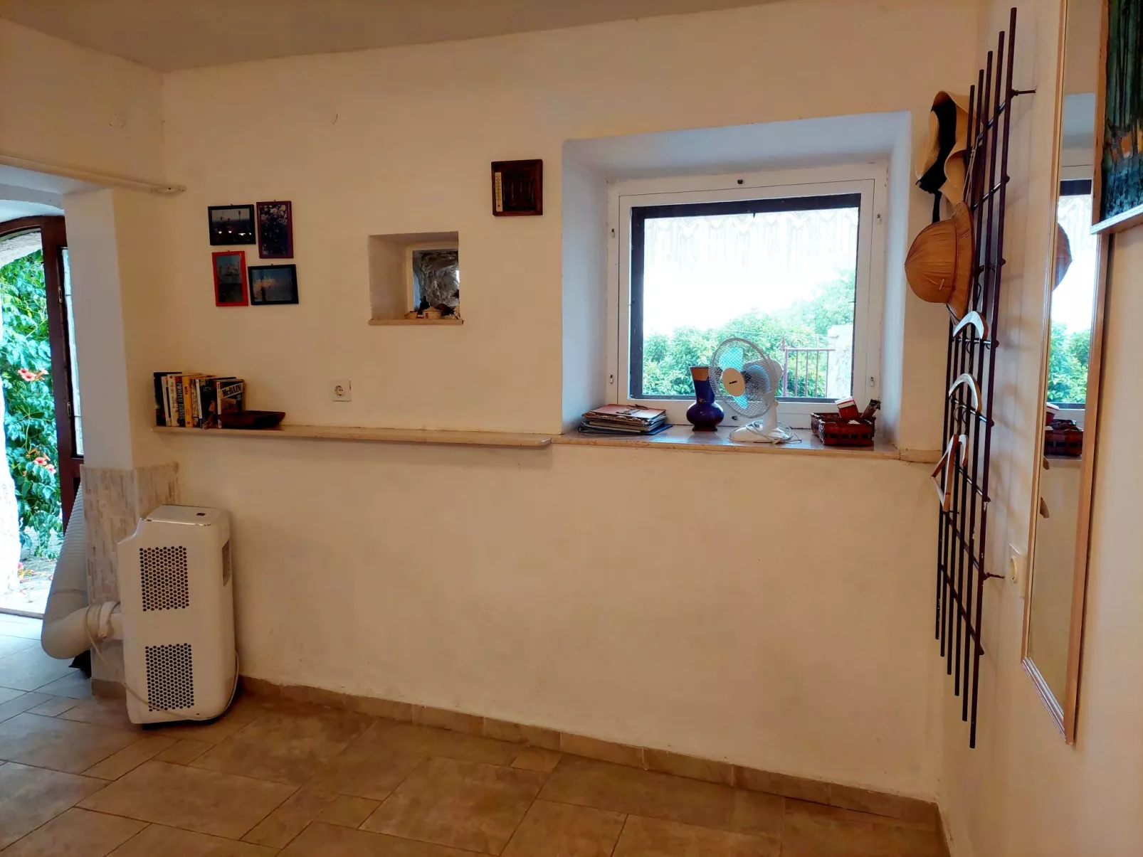 Wohnung in Zavala mit schönem Garten-Inside