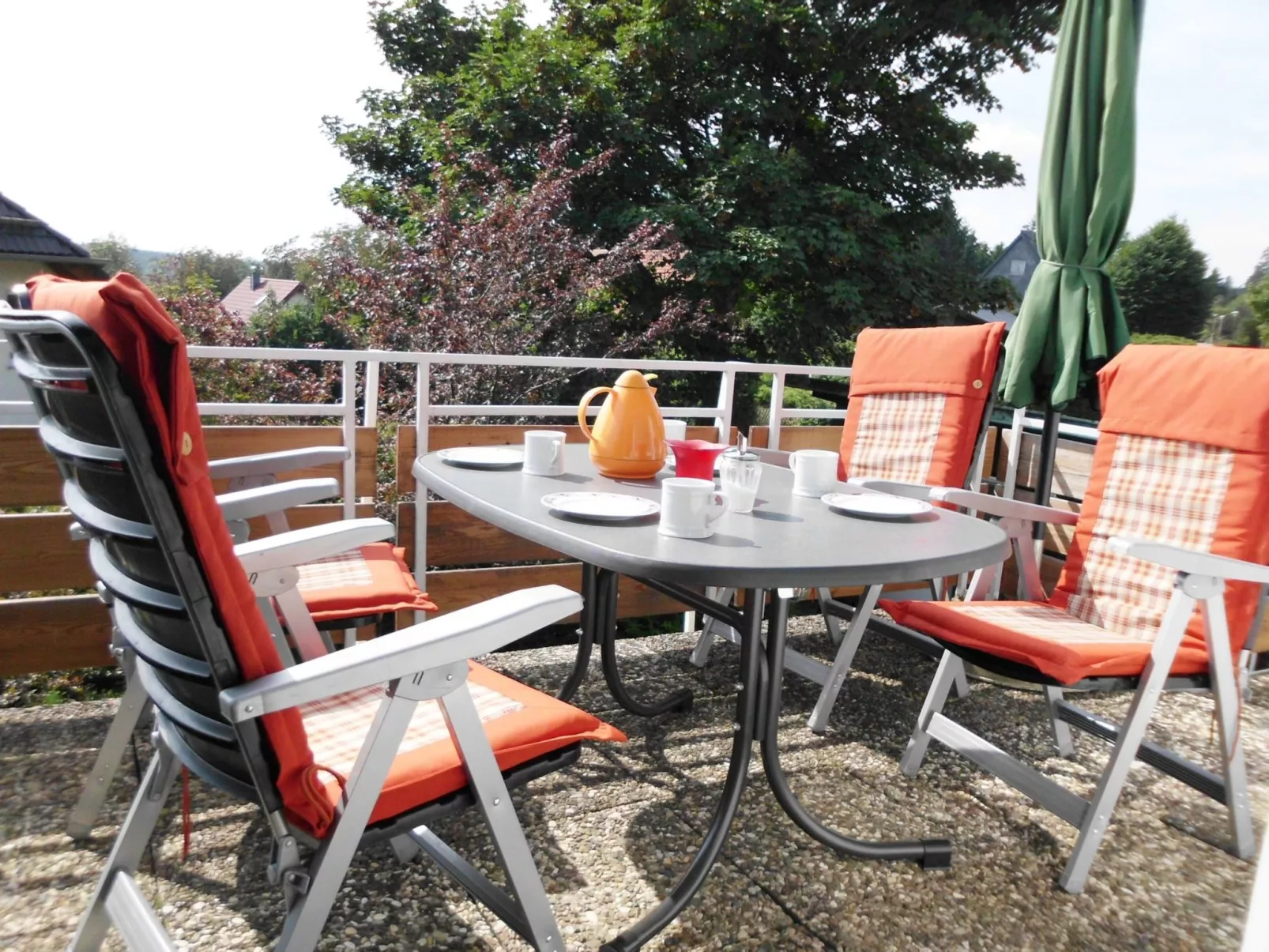 Premium-Ferienwohnung mit Bergblick im Haus Hopfe-Draußen