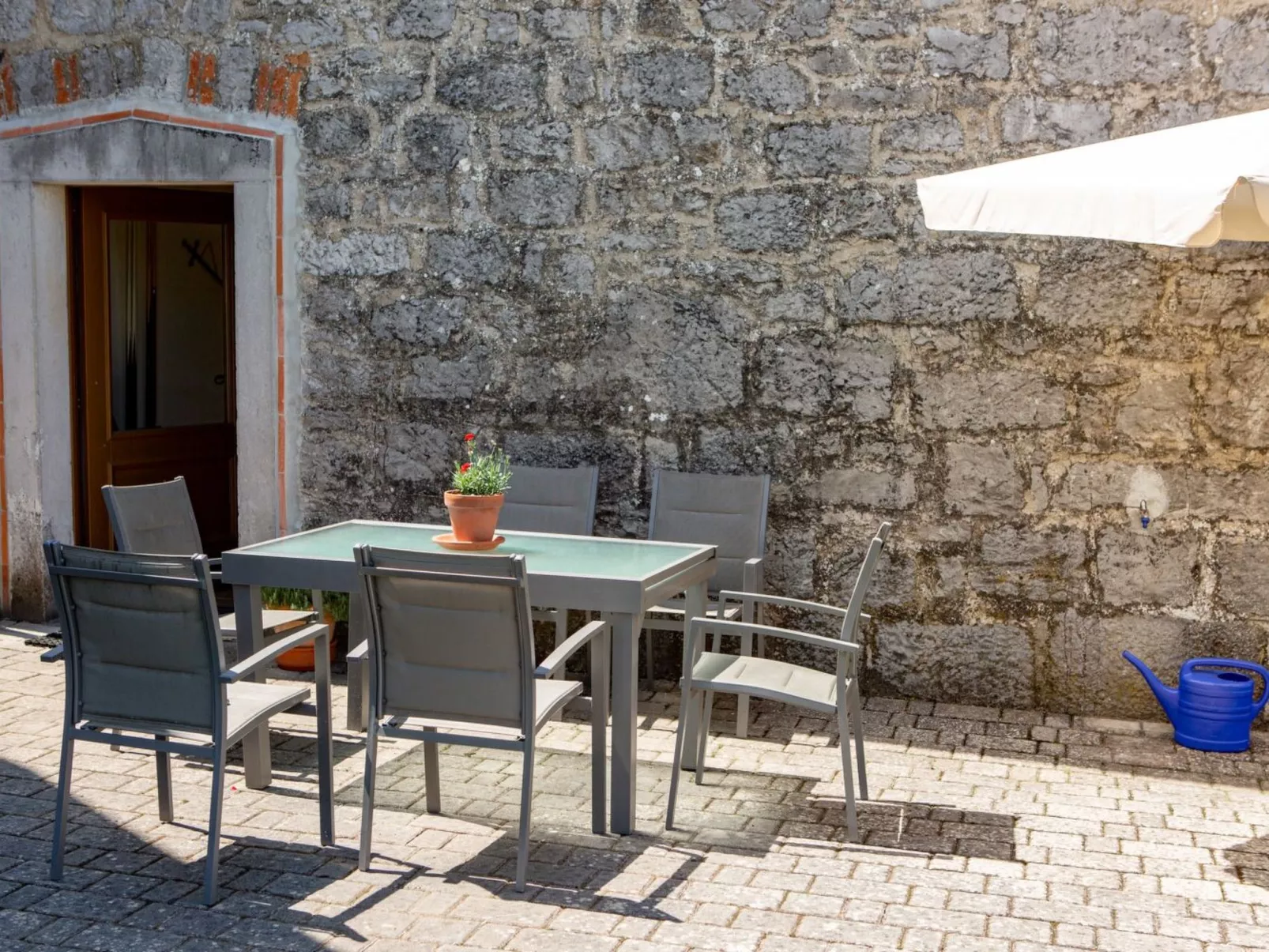 Anwesen "Villa Anton" mit eigenem Pool-Draußen