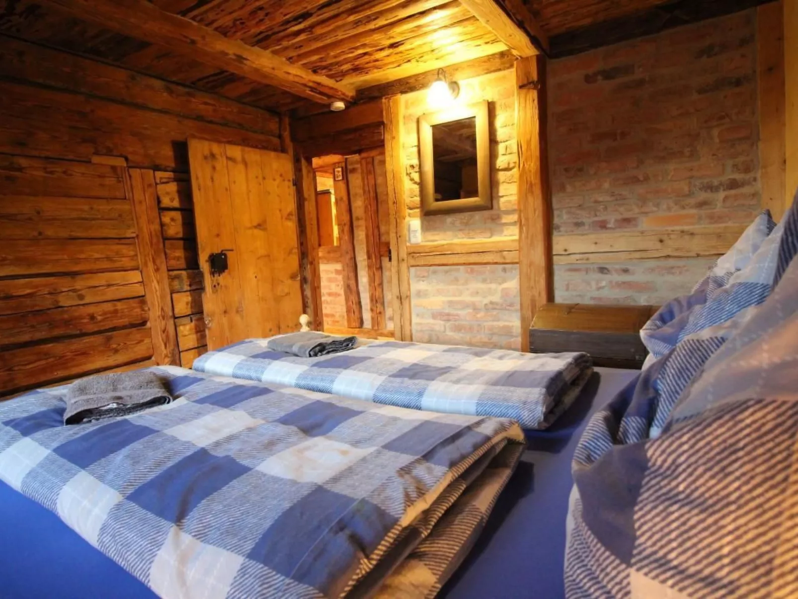 Anno Dazumal wie zu Opa`s Zeiten-Drinnen