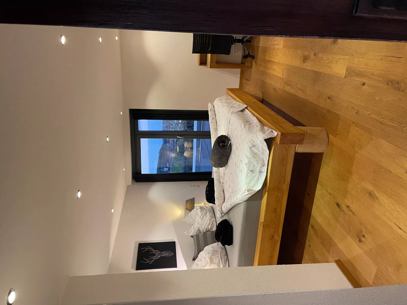 Max Mountain View-Drinnen