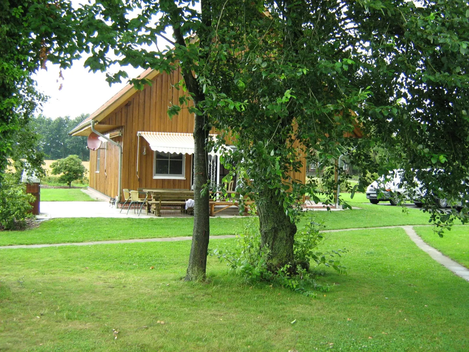 Für 16 Personen mit Terrasse-Draußen