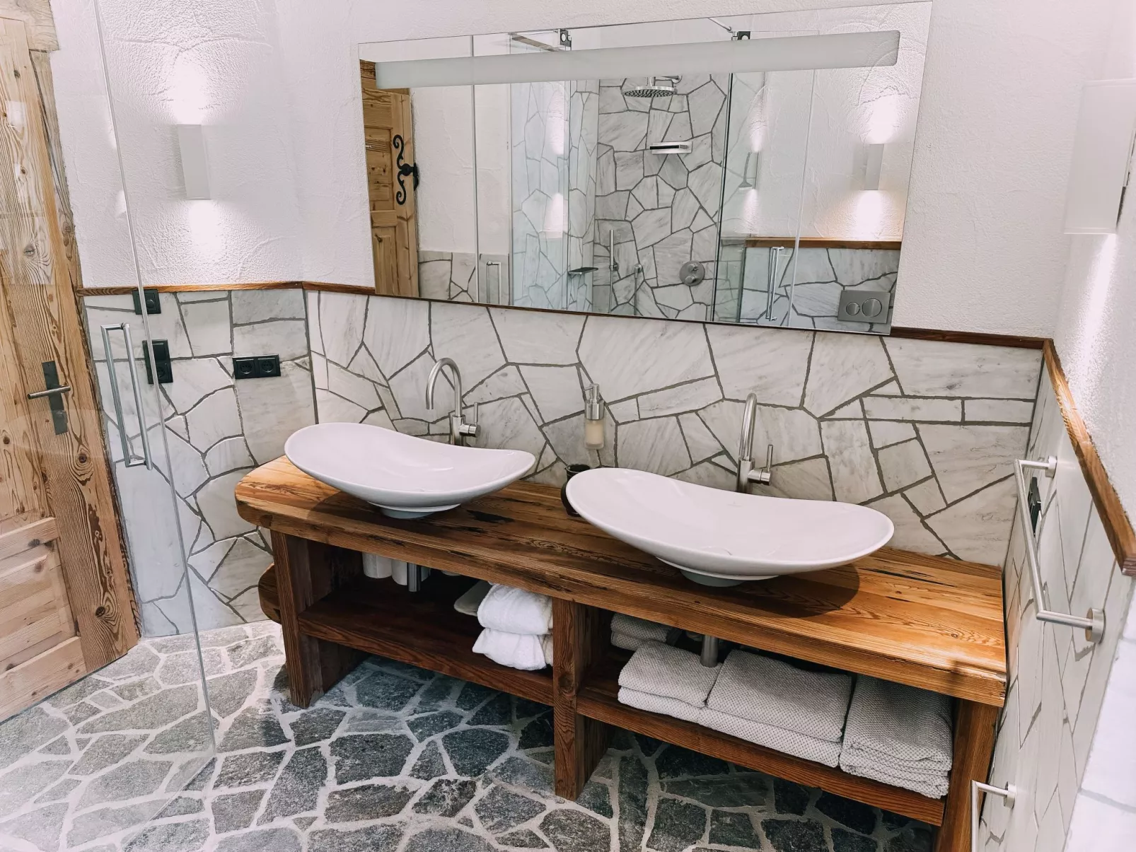 Studio Wasserfall-Inside