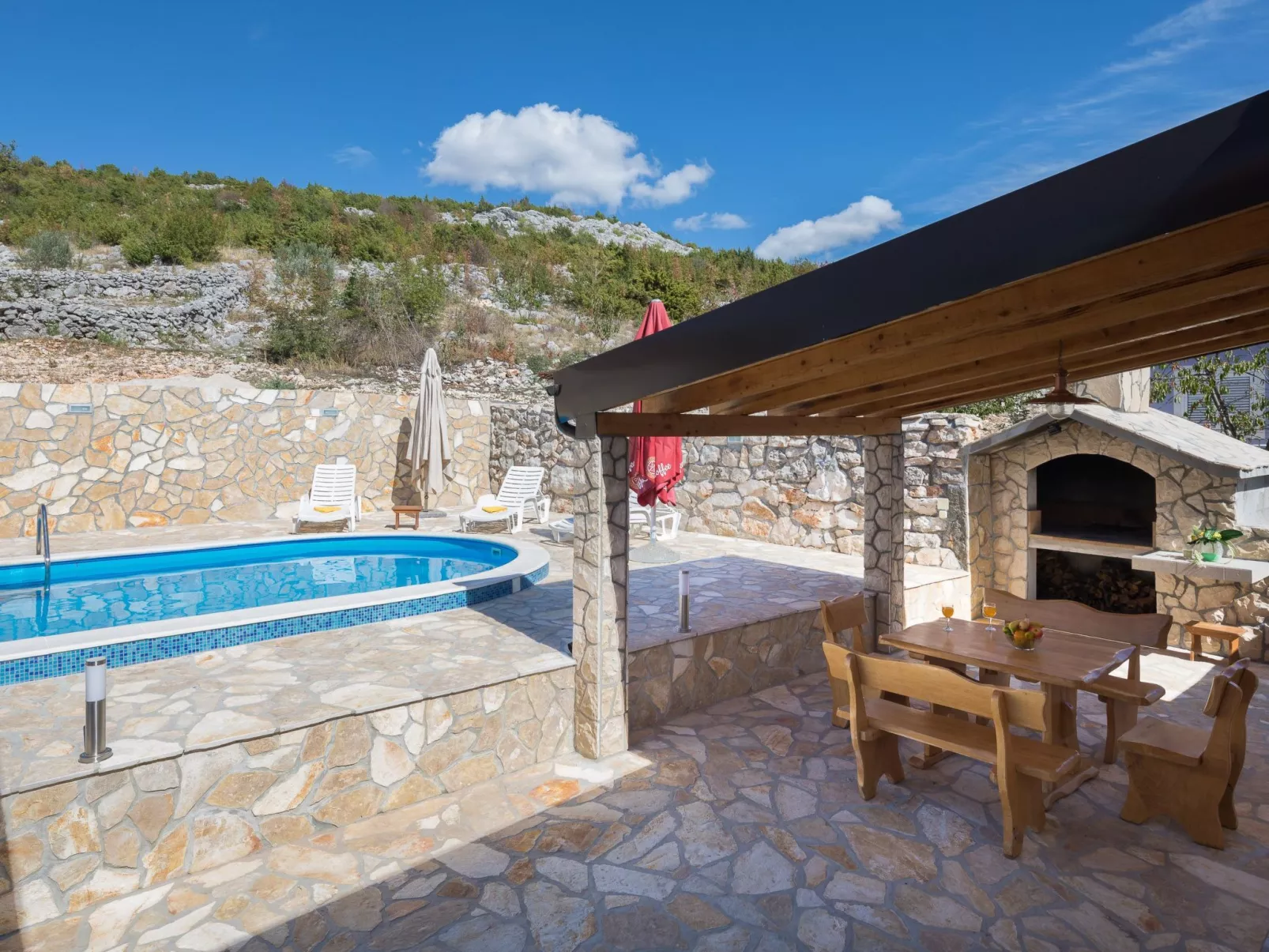 Villa Stara Kula-Outside