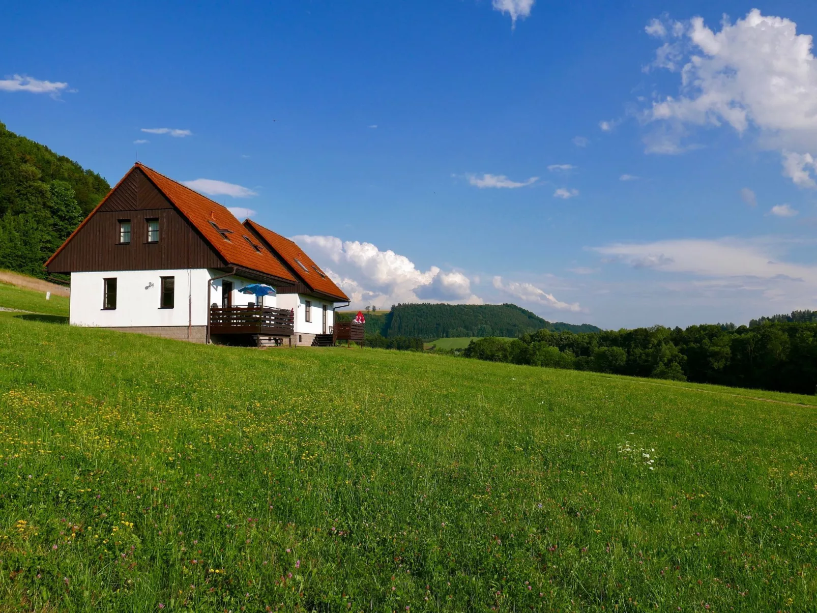 In  Green Valley Park 4 - Outside