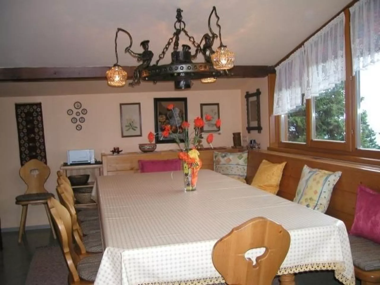 Almhaus am Hohenwart-Drinnen