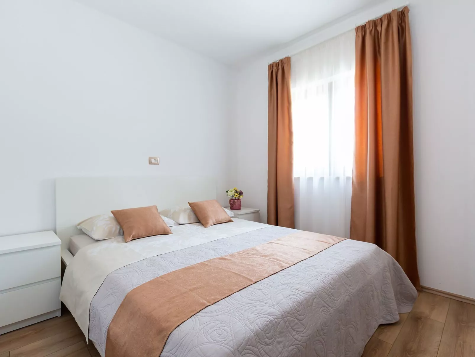 Modernes Apartment mit Balkon und Gemeinschaftsgarten am Waldrand-Dedans