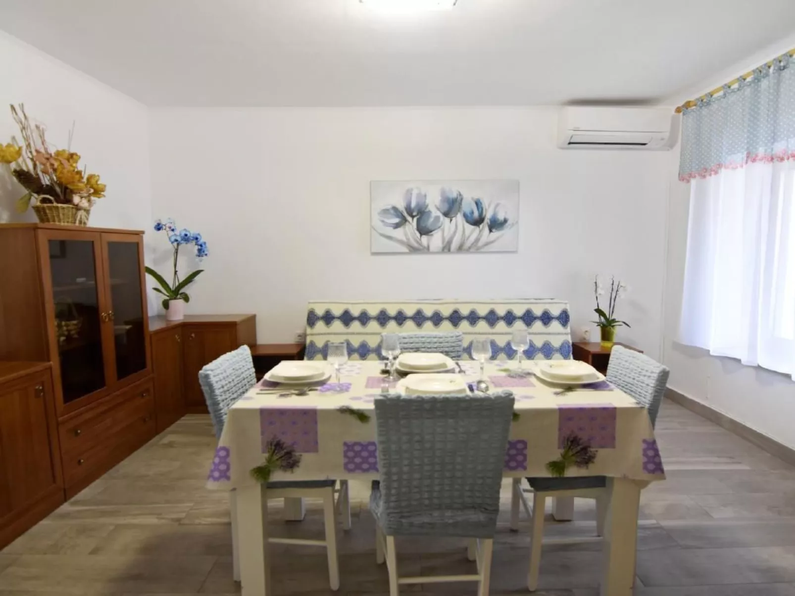 In Murine mit Großer Terrasse-Inside