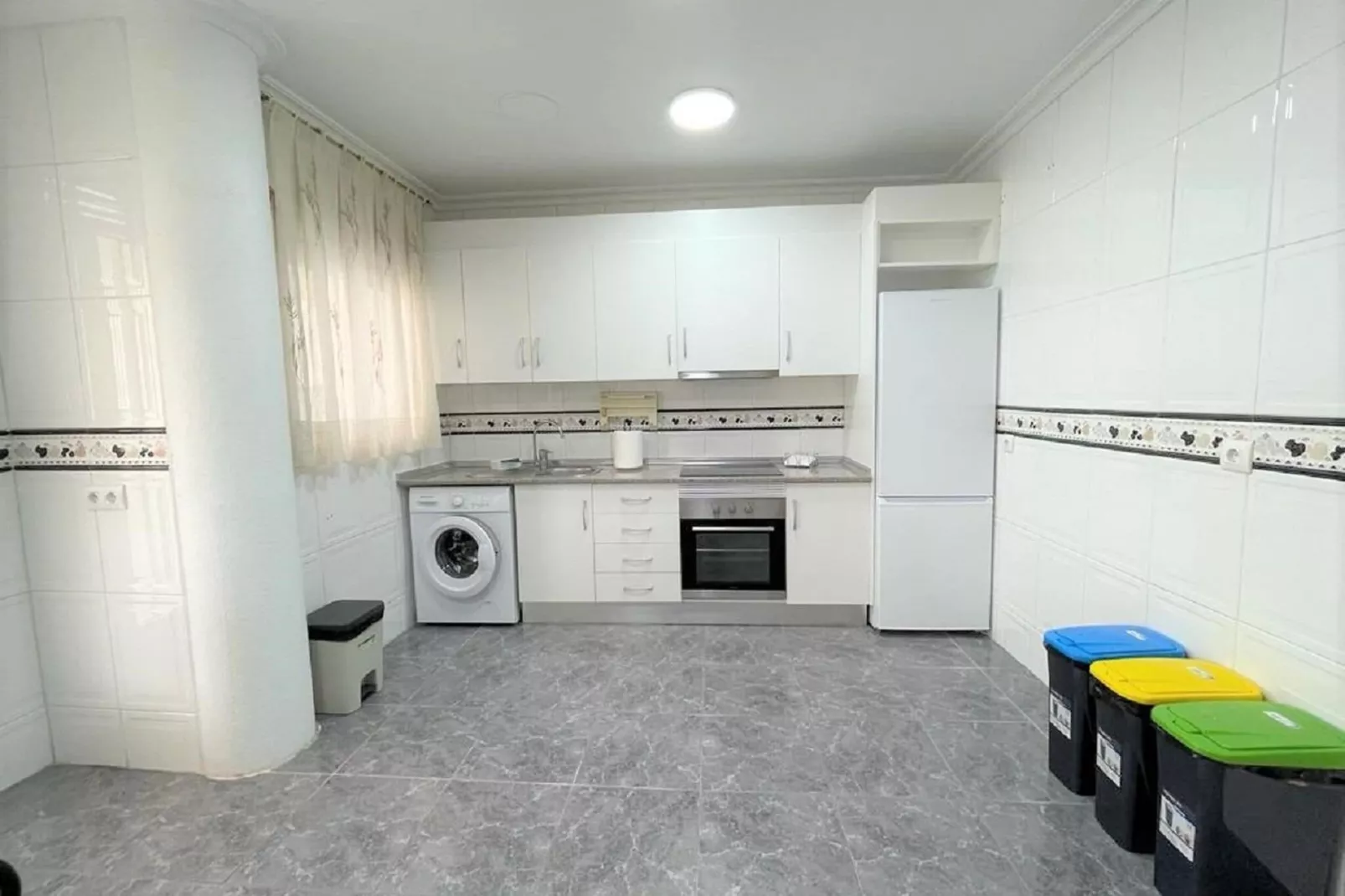 Apartamento amplio y cómodo en Los Alcazares-Kitchen