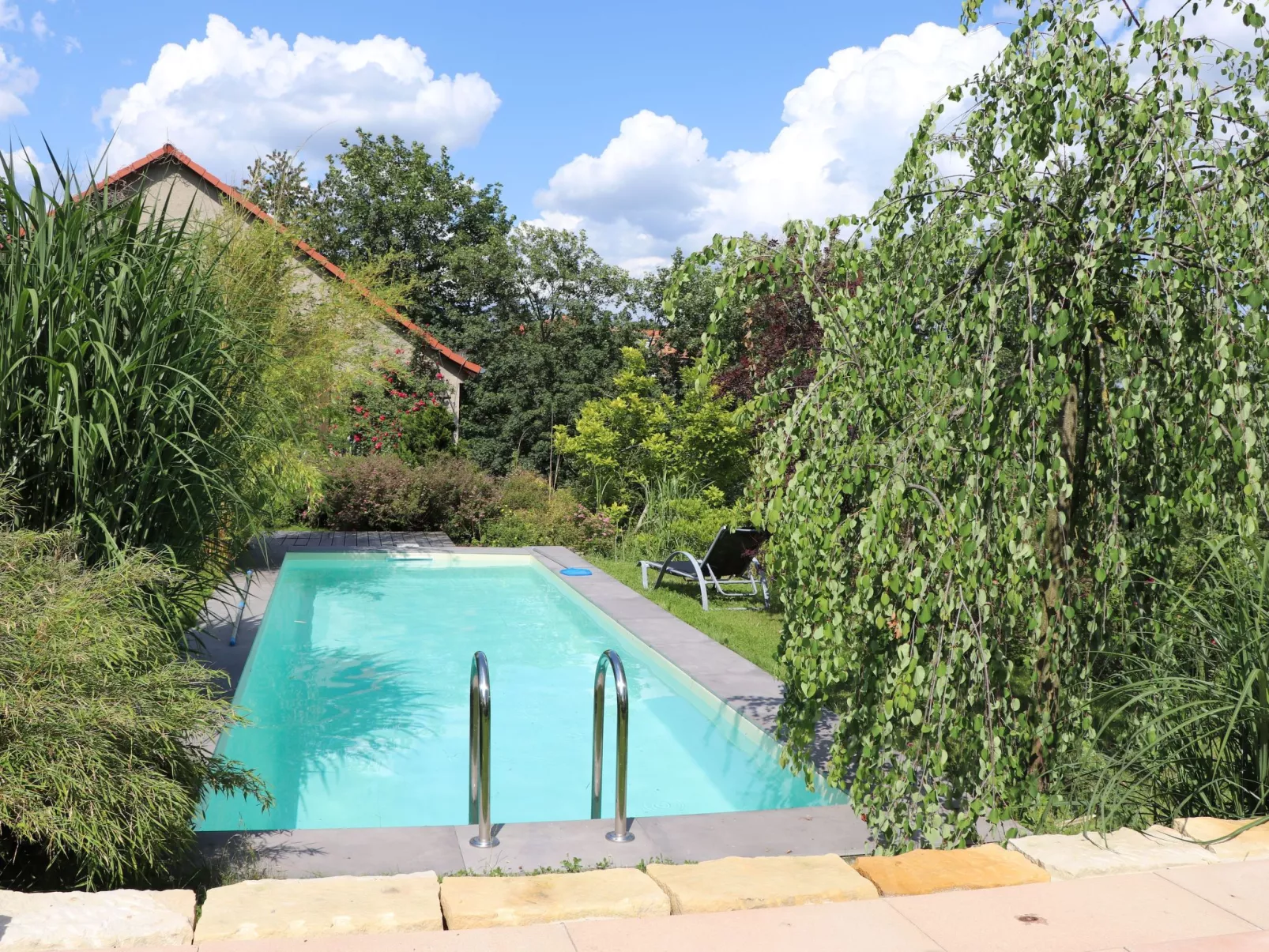 Wohnung mit Terrasse im sanierten Fachwerkhof-Draußen