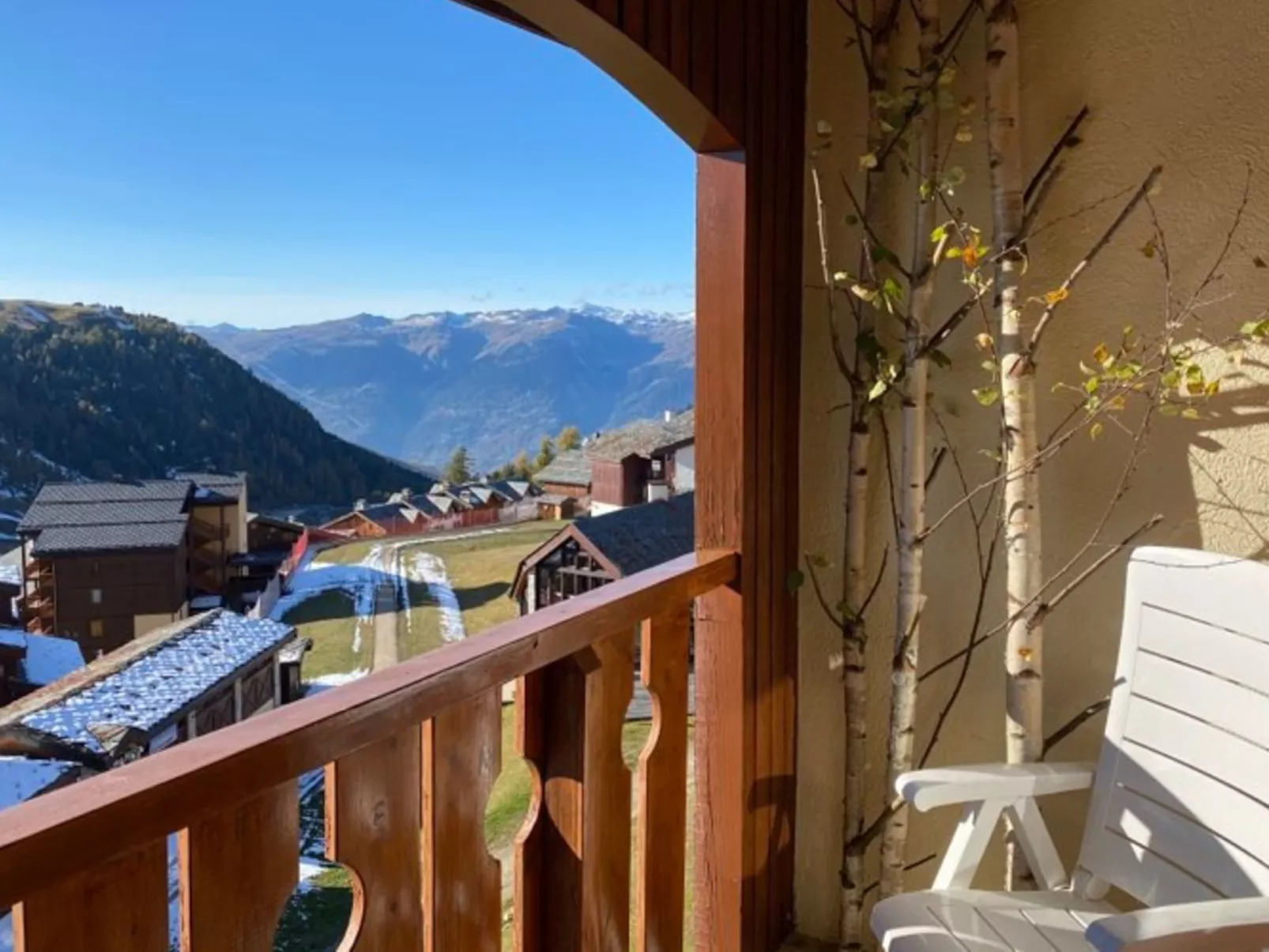 Ruhige Duplex-Wohnung bestehend aus 2 Zimmern-Dehors