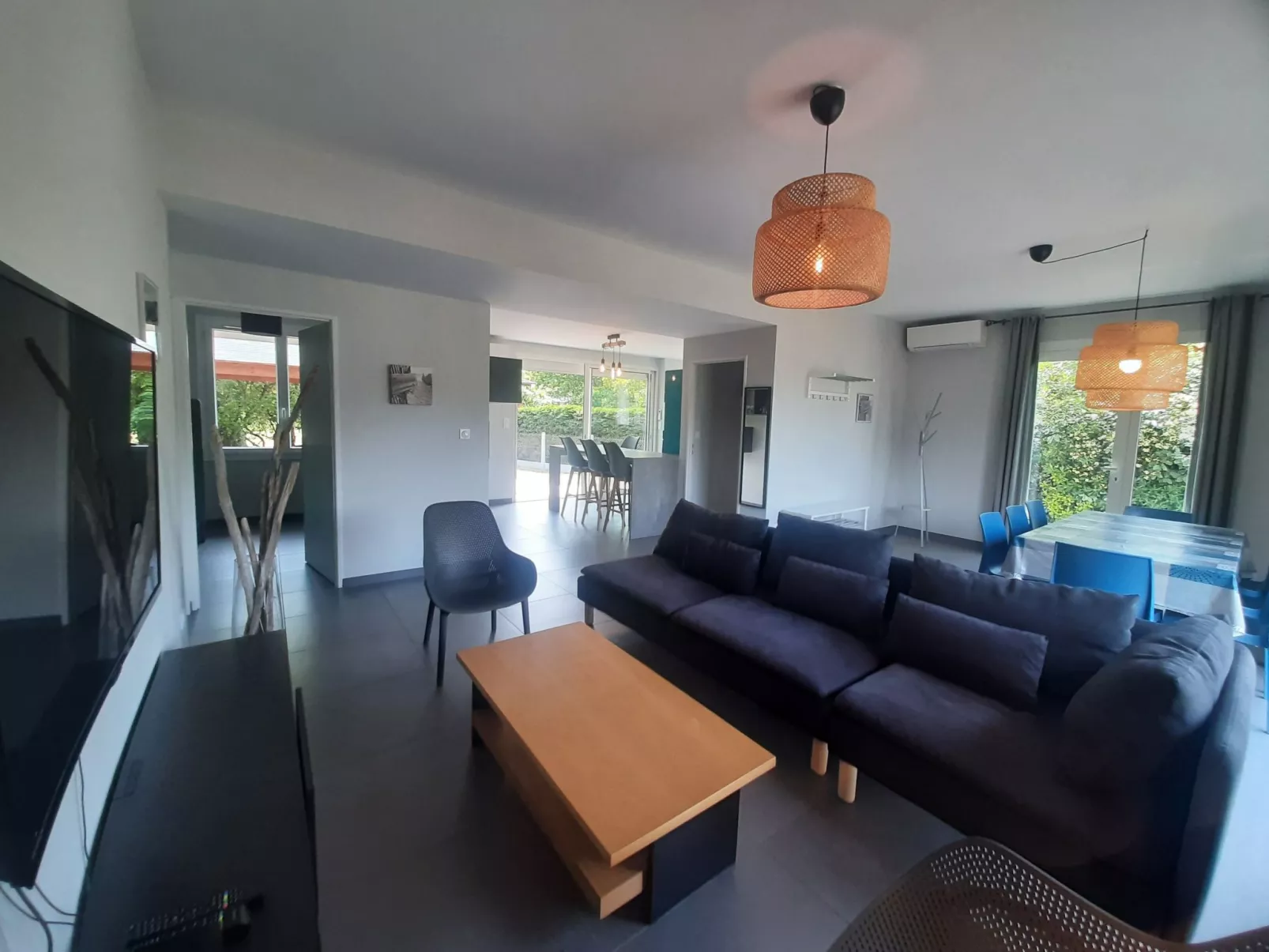 Renoviertes Haus am Rande des Landes-Waldes-Image-tags.info