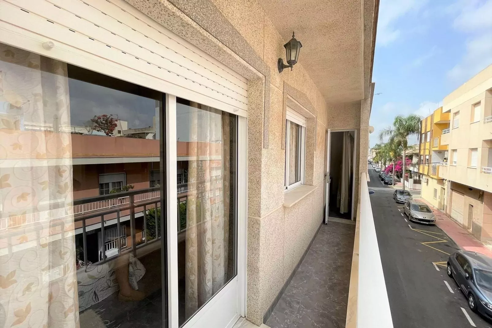 Apartamento amplio y cómodo en Los Alcazares-View in summer