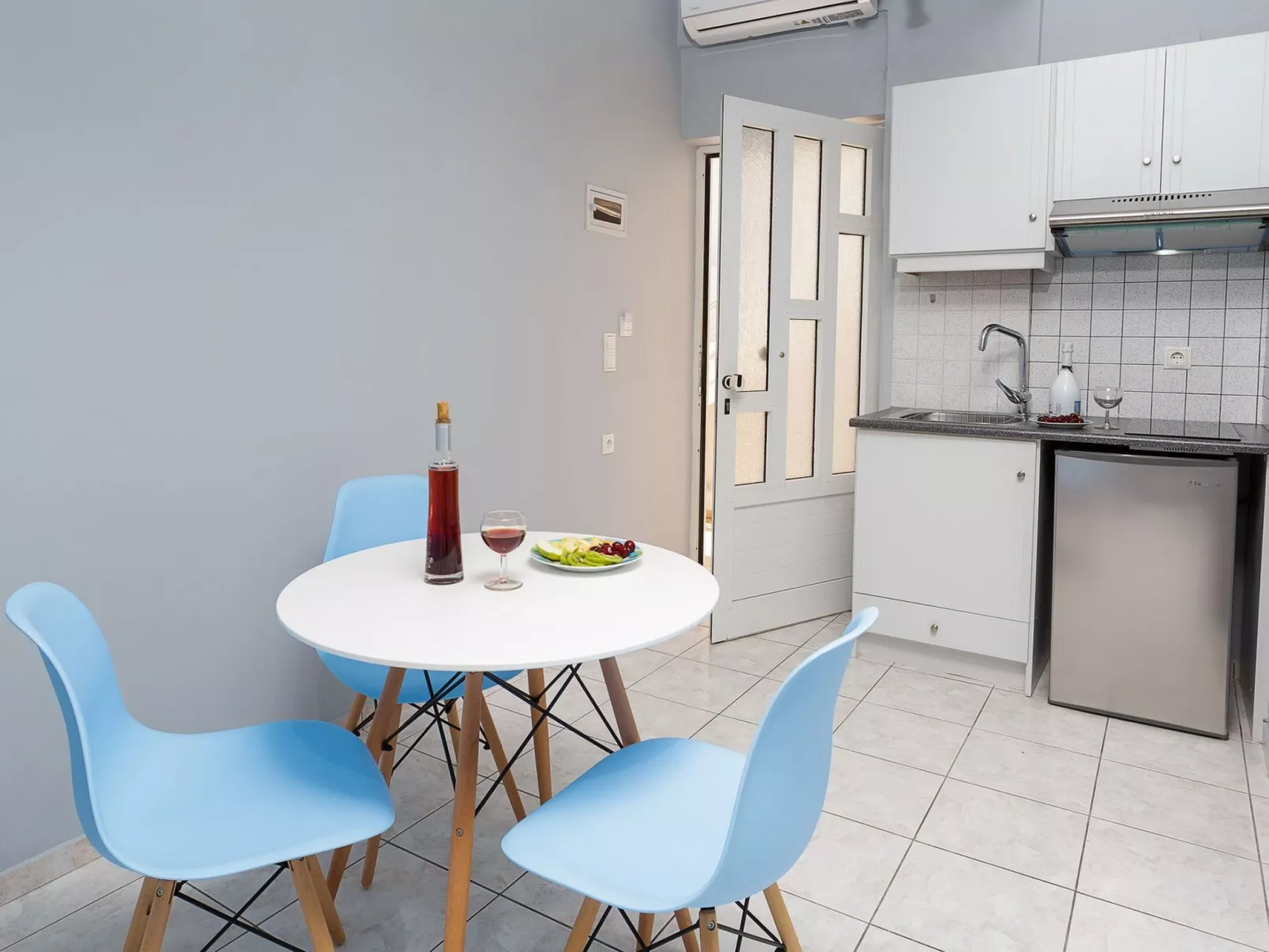 Wohnung in Kato Gouves mit Parkplatz, Blick auf den Sonnenuntergang-Drinnen