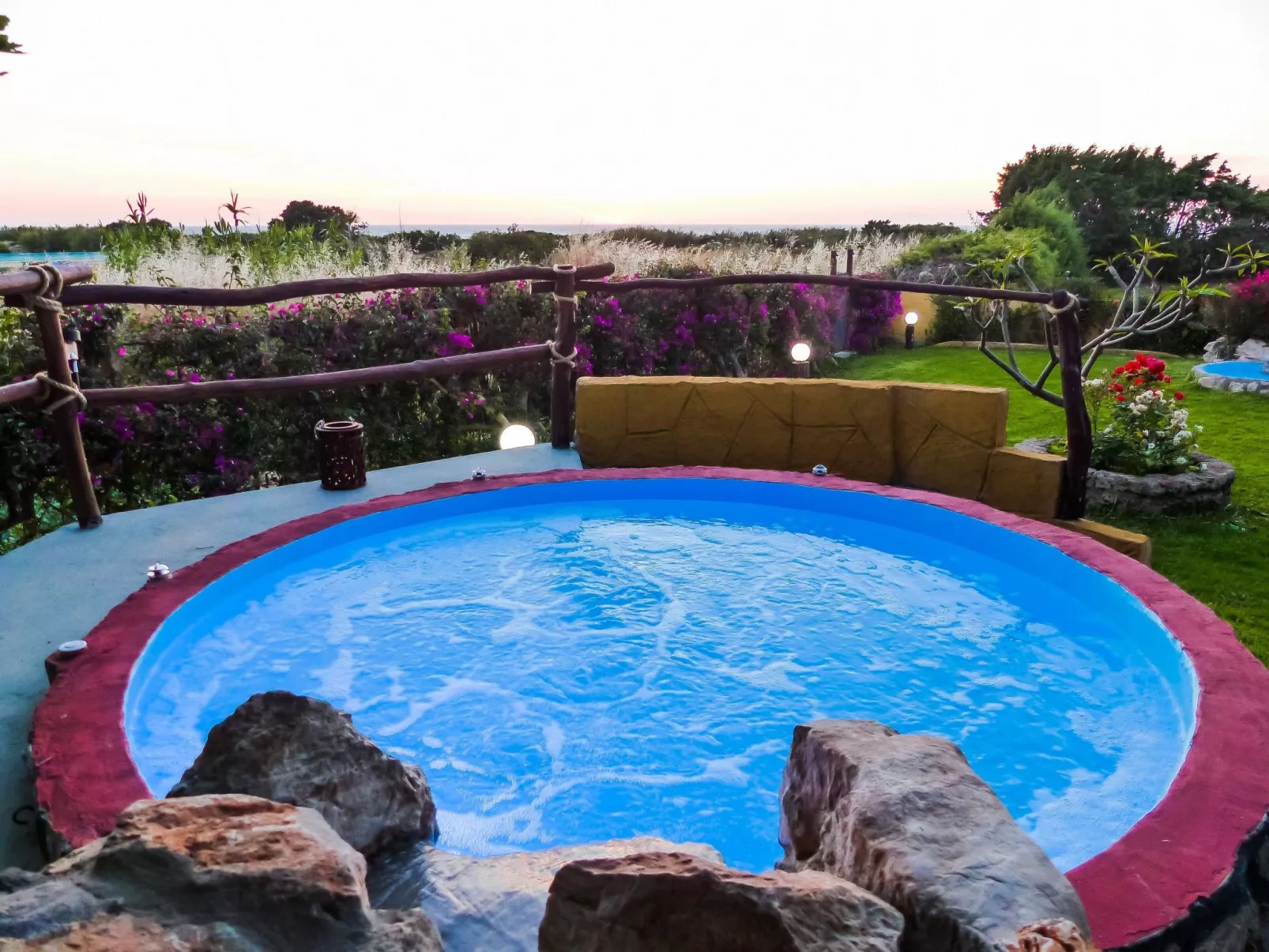 Anwesen mit Whirlpool-Image-tags.info