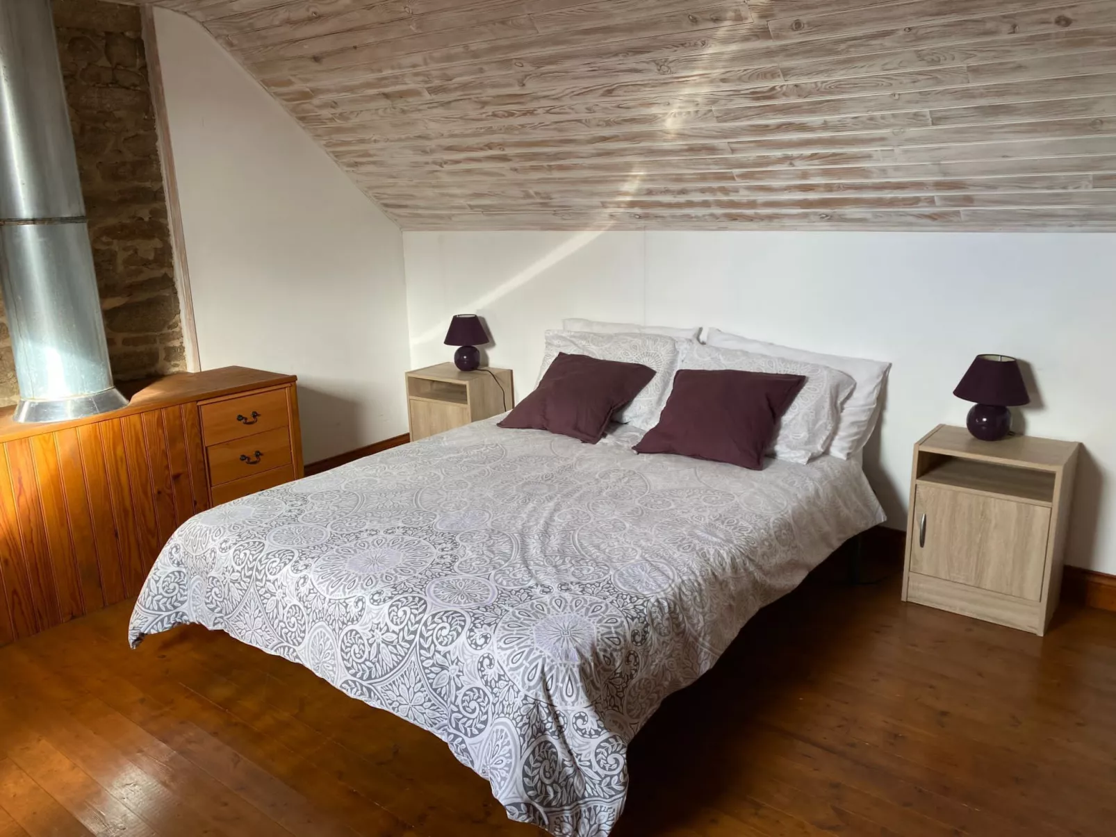 Gite - typisch bretonisches Bauernhaus mit Pool-Inside