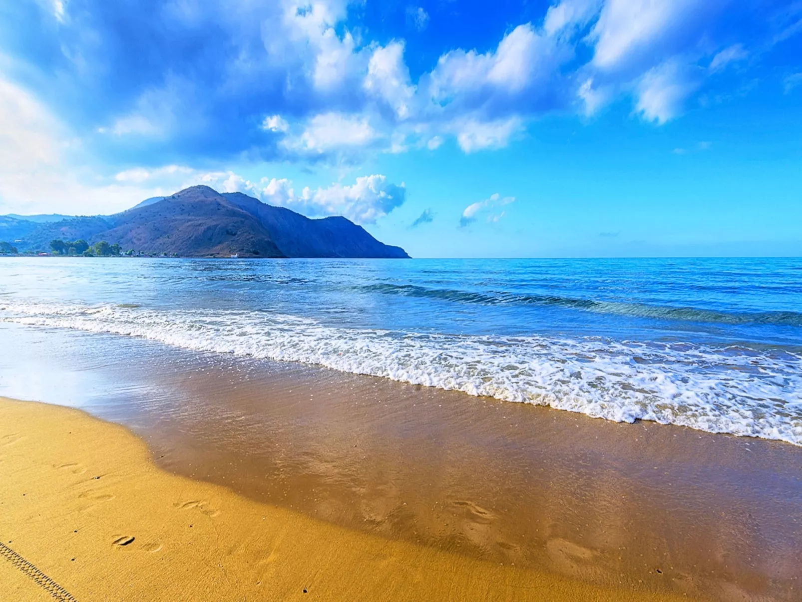 Haus in Georgioupoli mit Außenpool und atemberaubender Aussicht-Draußen