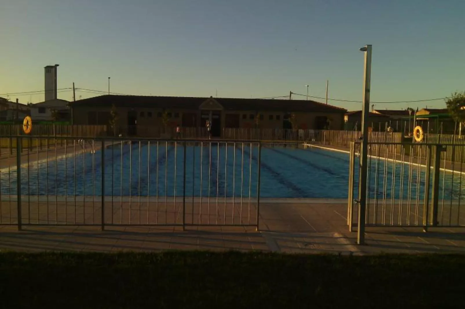 PRECIOSA CASA RURAL CON JARDIN-Pool