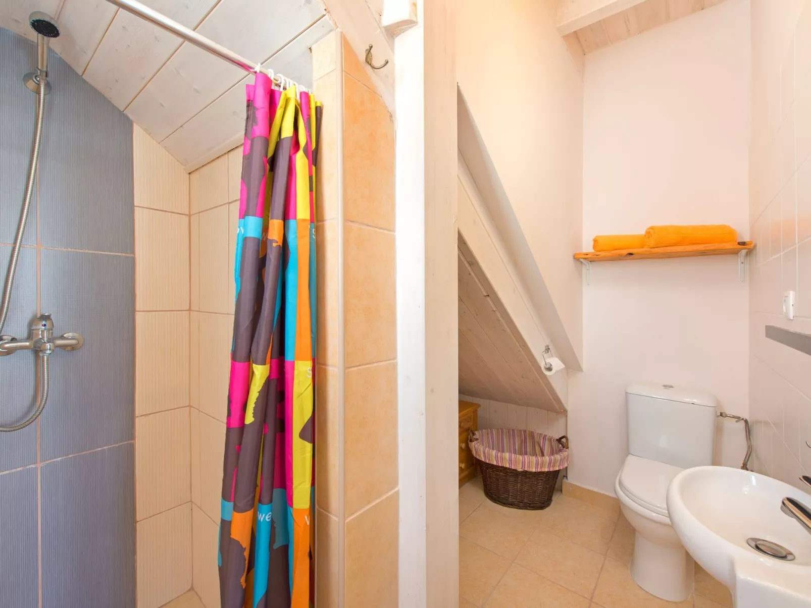 Haus in Kolympia mit Garten und schöner Aussicht-Inside