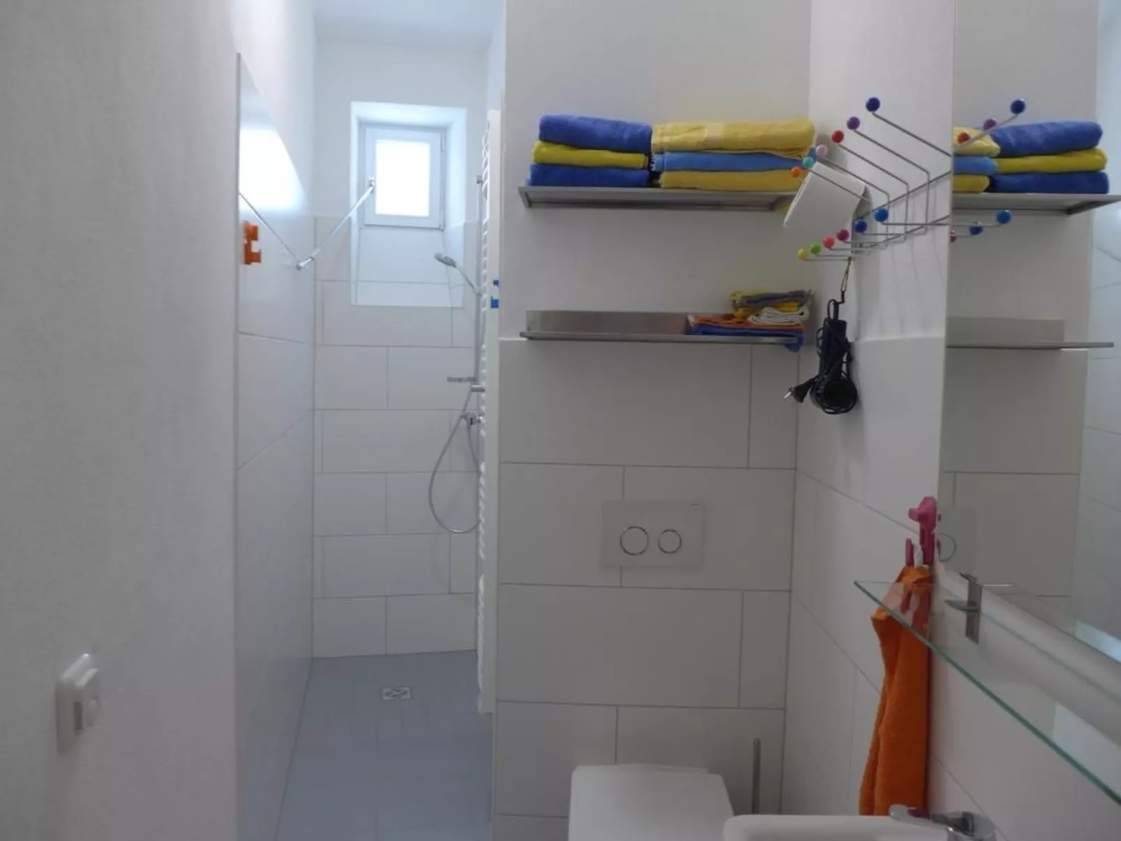 Großzügige Fewo im Künstlerhaus-Image-tags.info