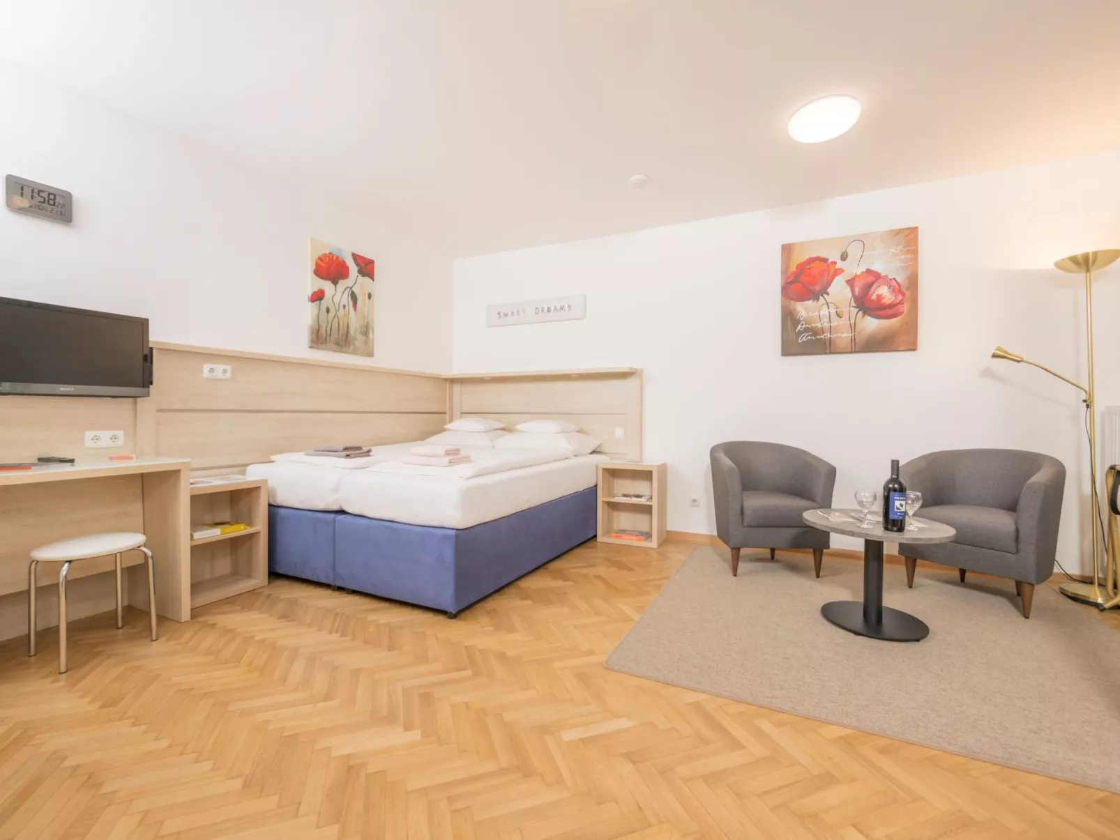 Appartment mit kleinem Garten und Terrasse-Drinnen