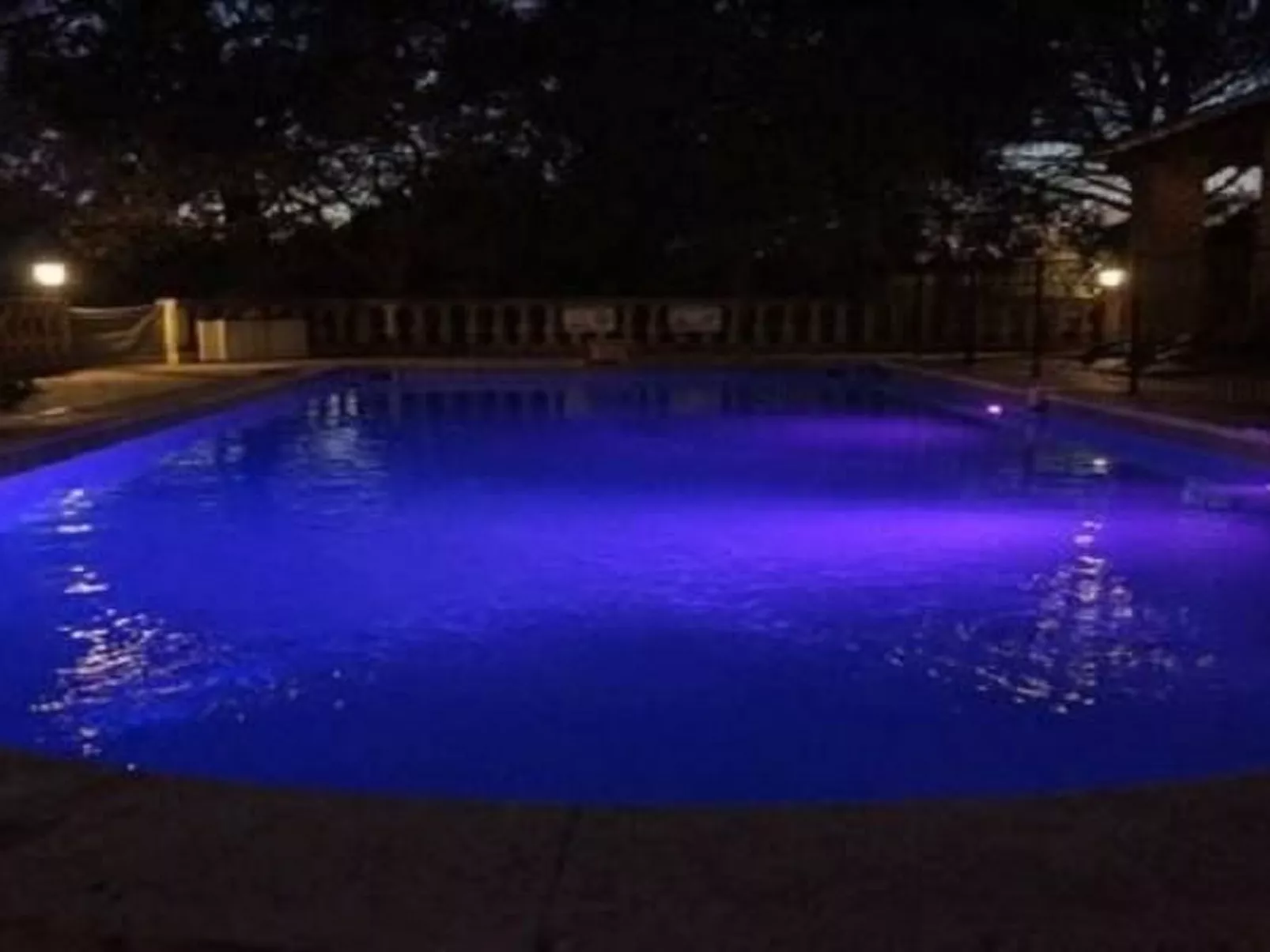 Studiowohnung mit Terrasse - Pool, Tennis, Bouleplatz-Outside