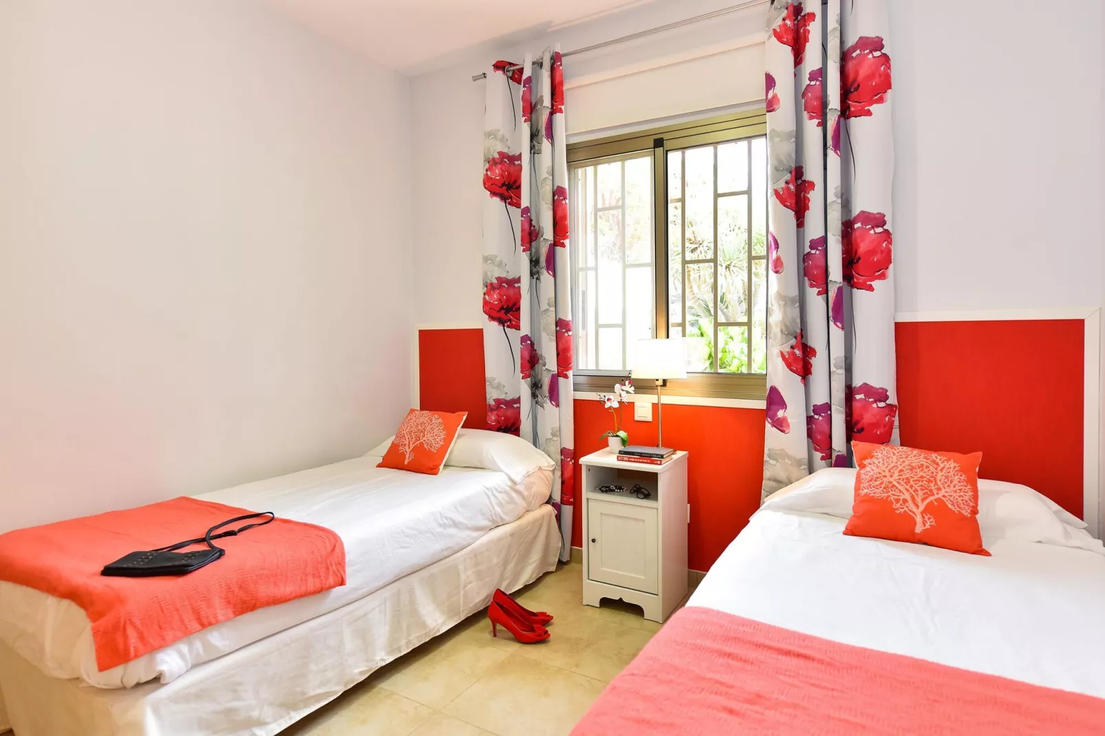 Beach House Adelfas-Chambre