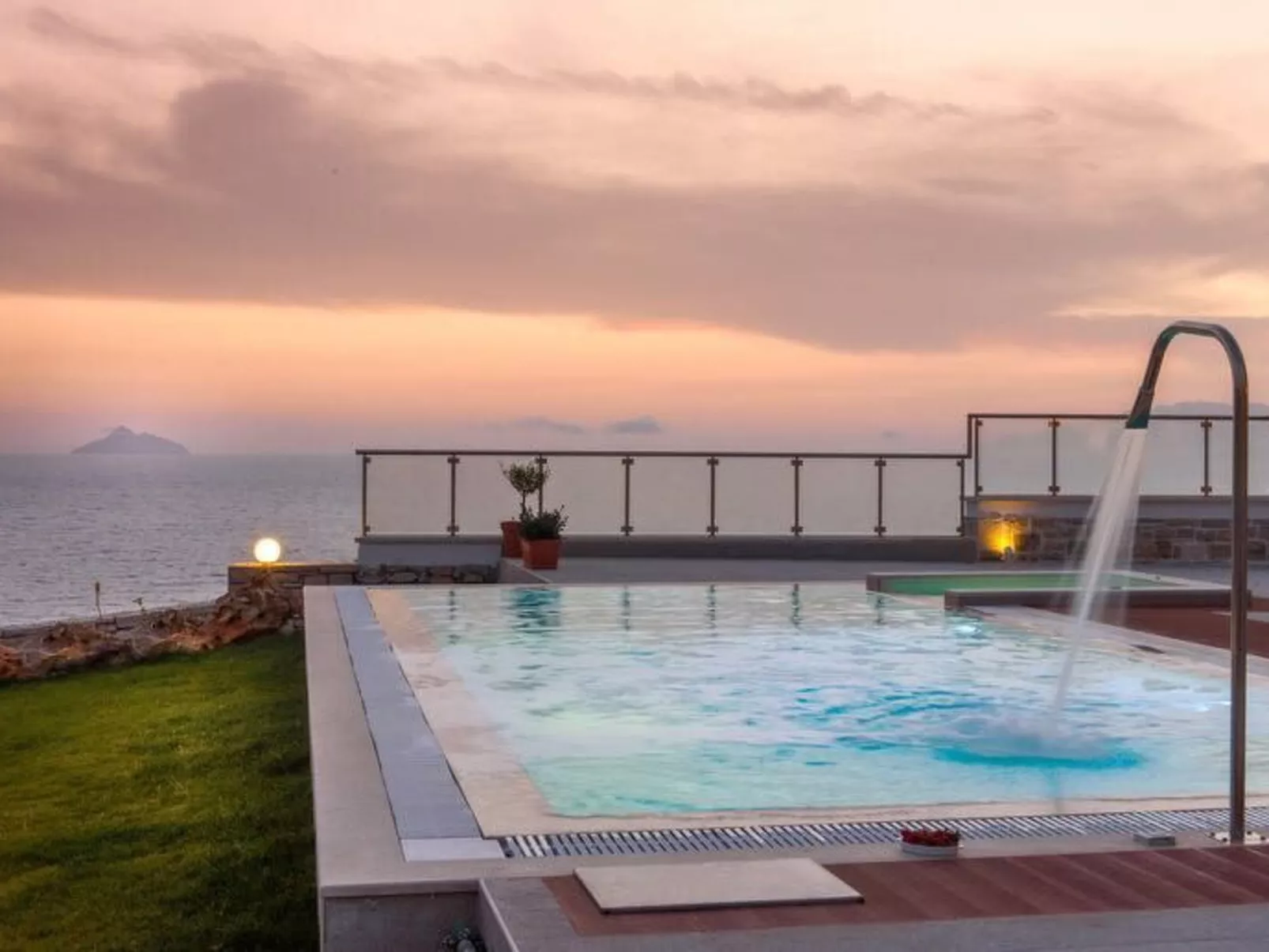 Delfini Villa-Image-tags.info