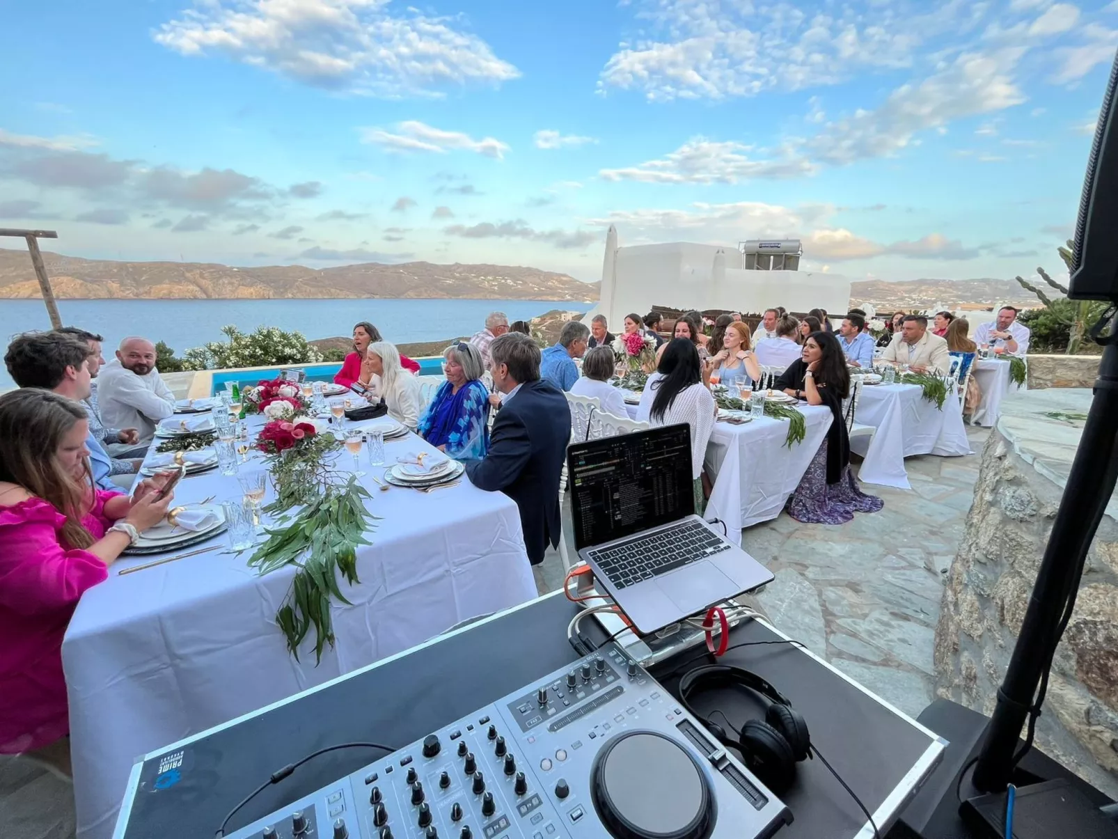 Grand Atemberaubende Villa mit Meerblick und privatem Pool-Drinnen