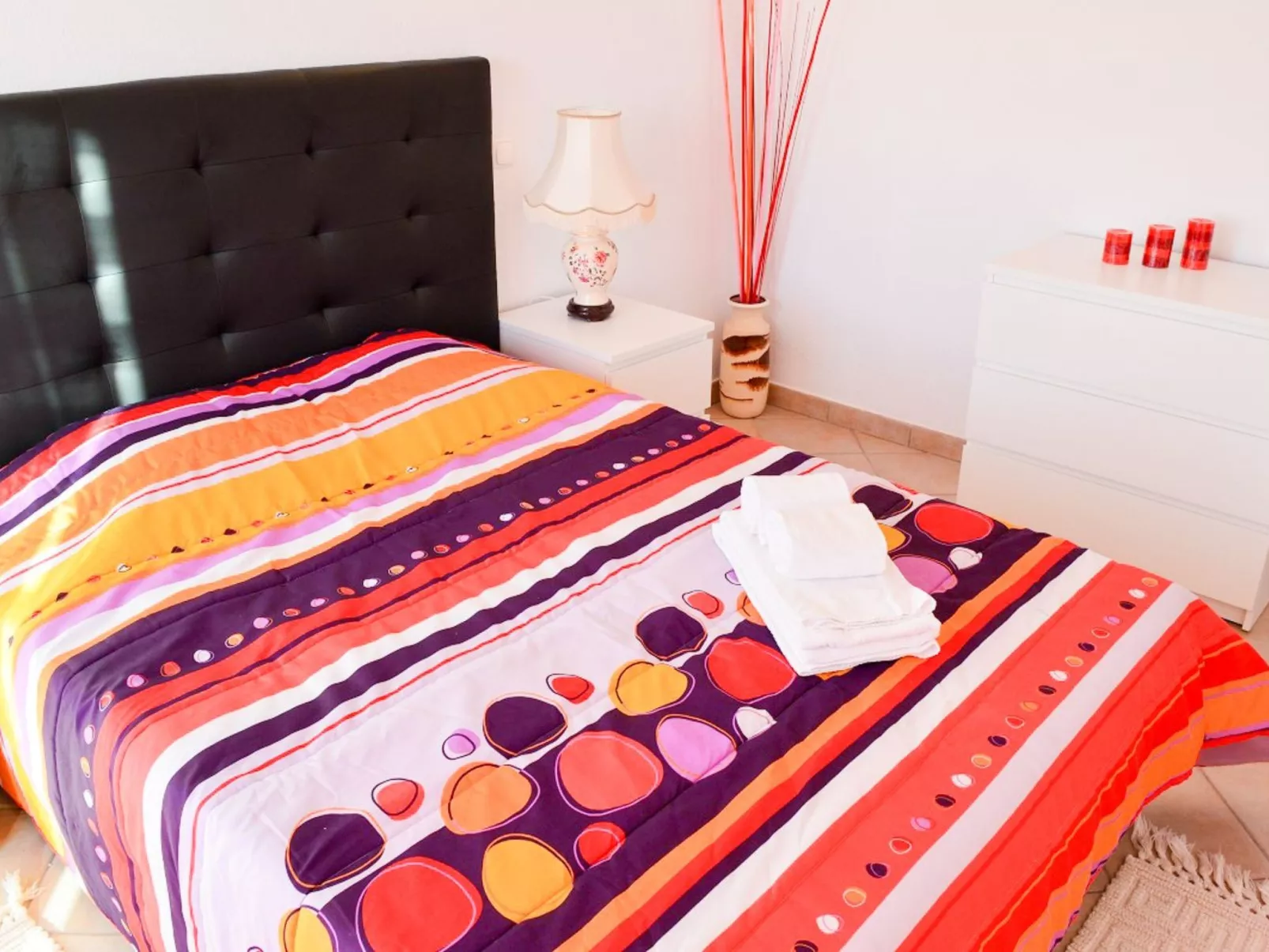 Wohnung mit Blick auf das Wasser-Image-tags.info