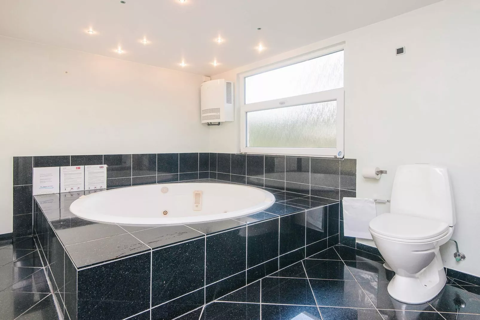 10 person holiday home in Blåvand-Spa