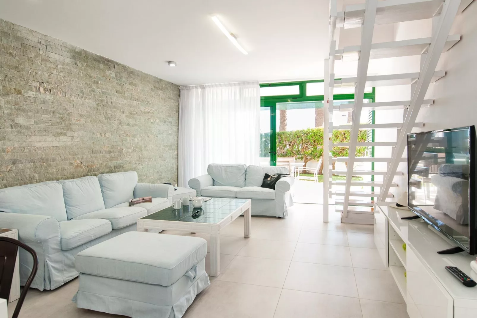 Burras FA03-Living room
