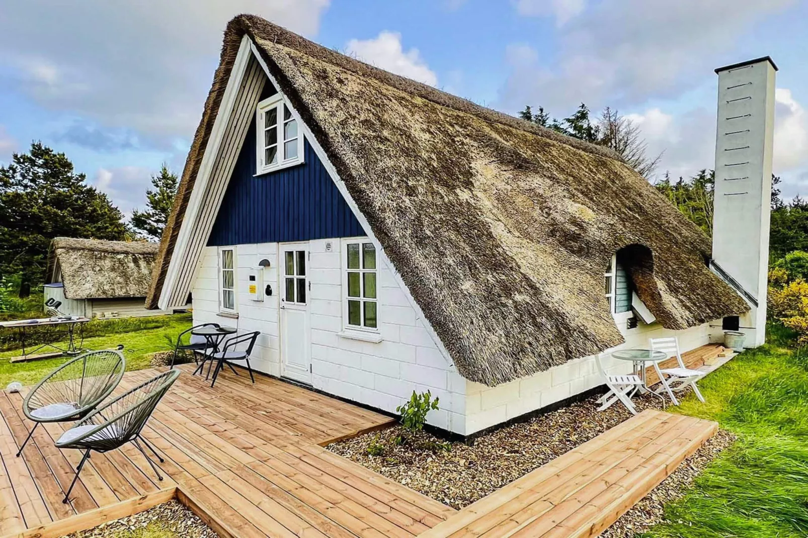 4 person holiday home in Ringkøbing-By Traum