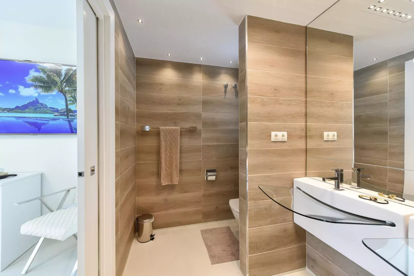 Villa - Los Lagos 31-Bathroom