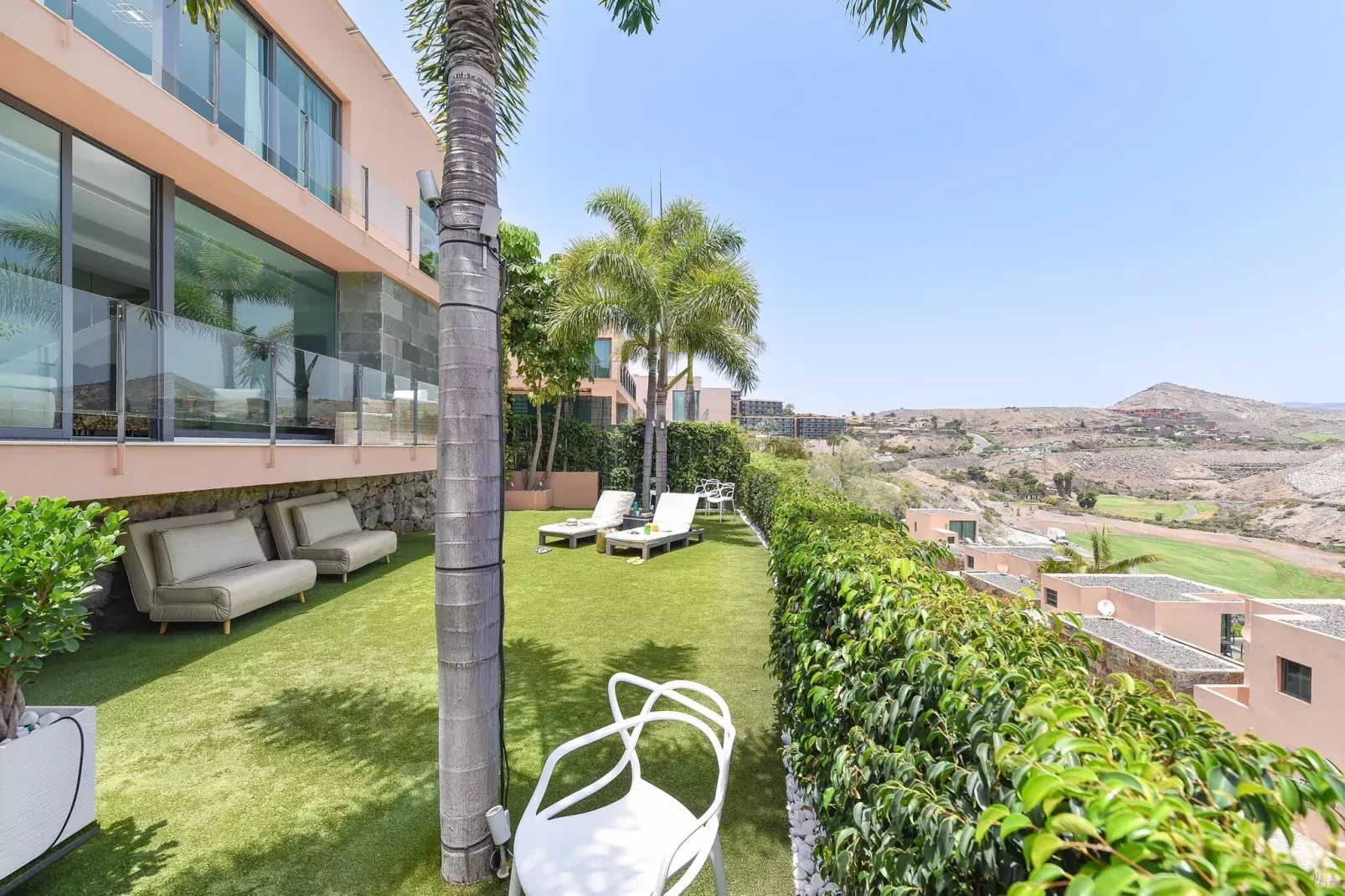 Villa - Los Lagos 31-Gardens summer