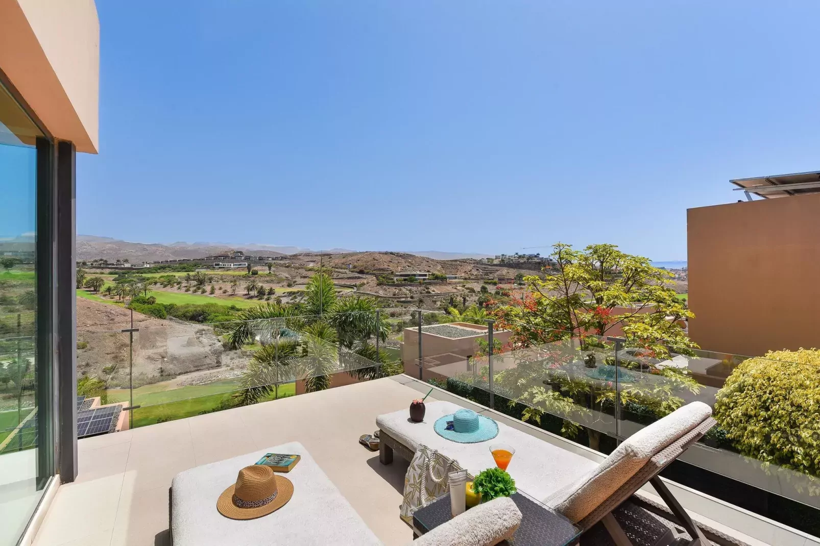 Villa - Los Lagos 31-View summer