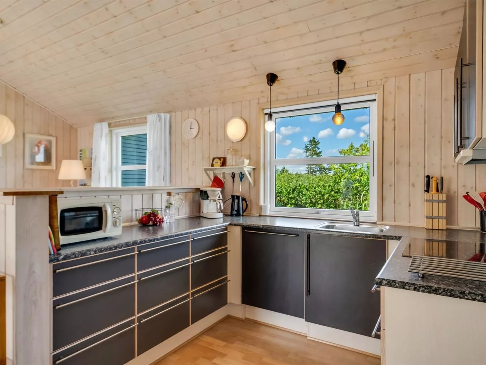 "Lari" - 600m from the sea