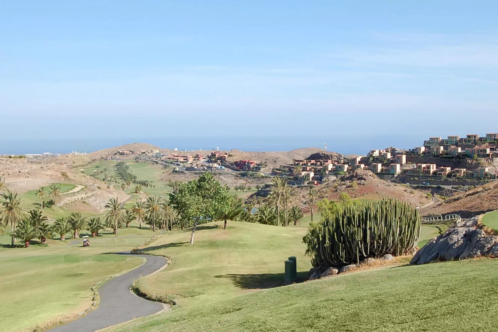 Villa - Los Lagos 31-Areas summer 1km
